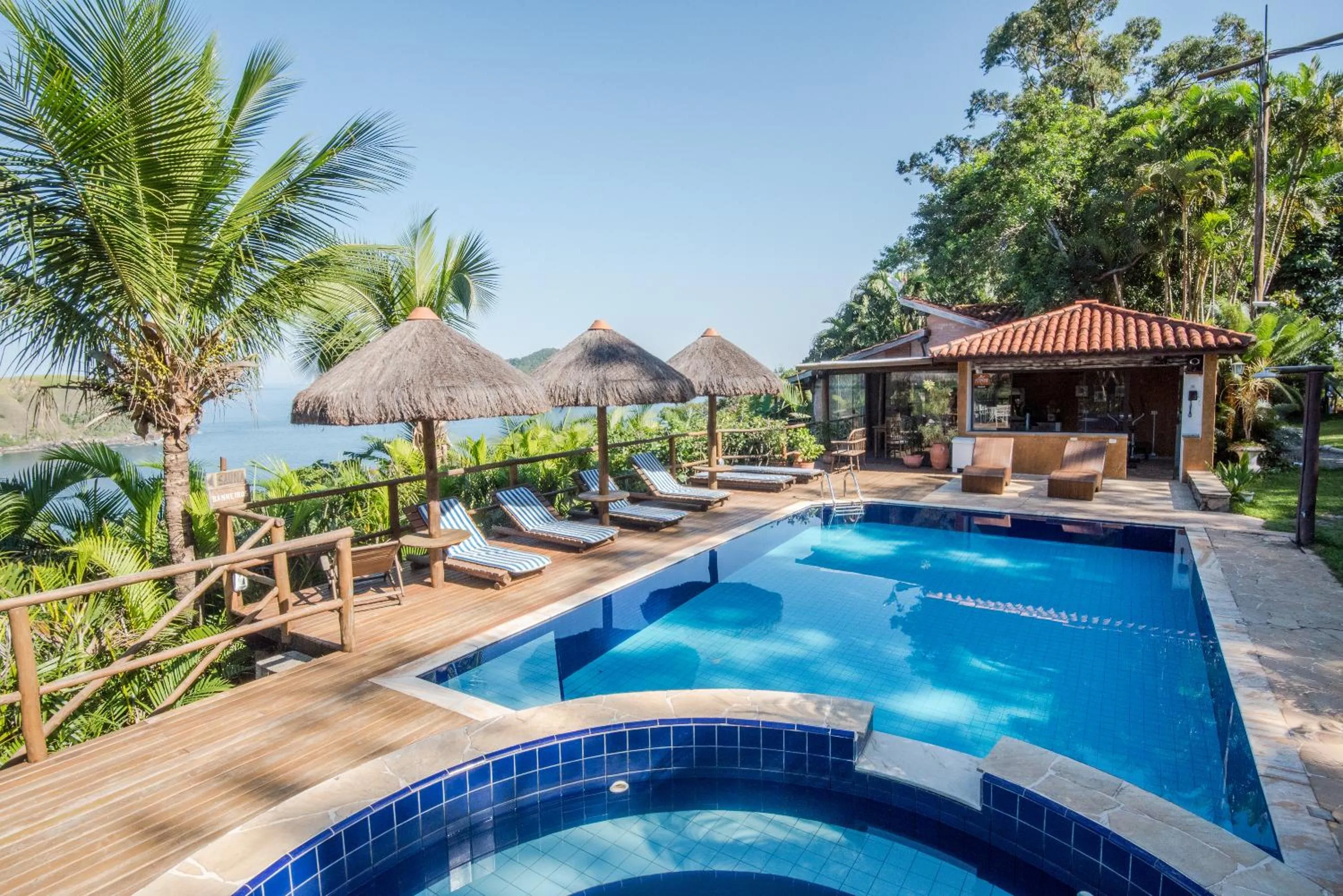 Swimming pool in Ilha de Toque Toque Eco Hotel
