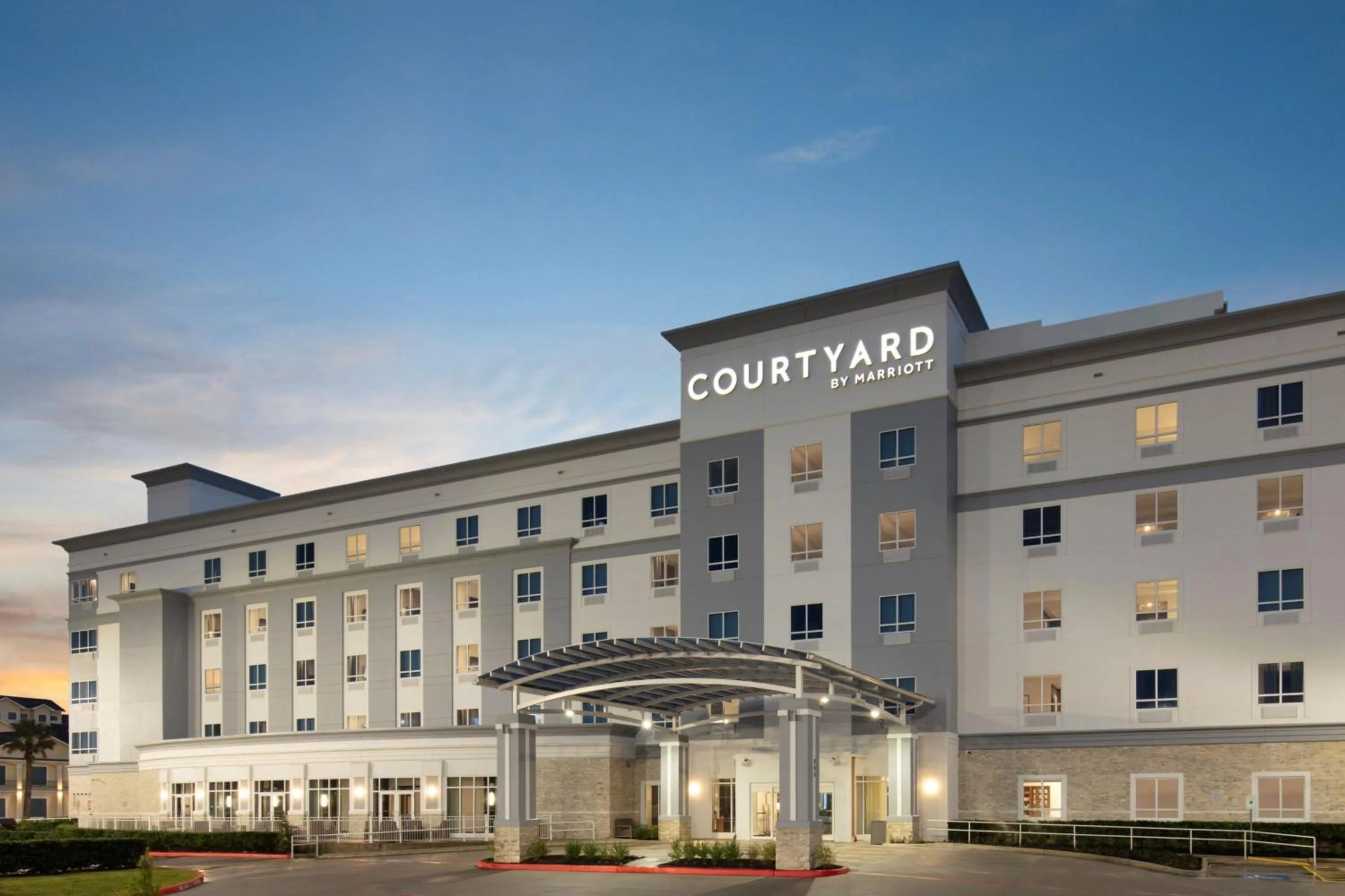 Property building in Courtyard by Marriott Houston Kemah