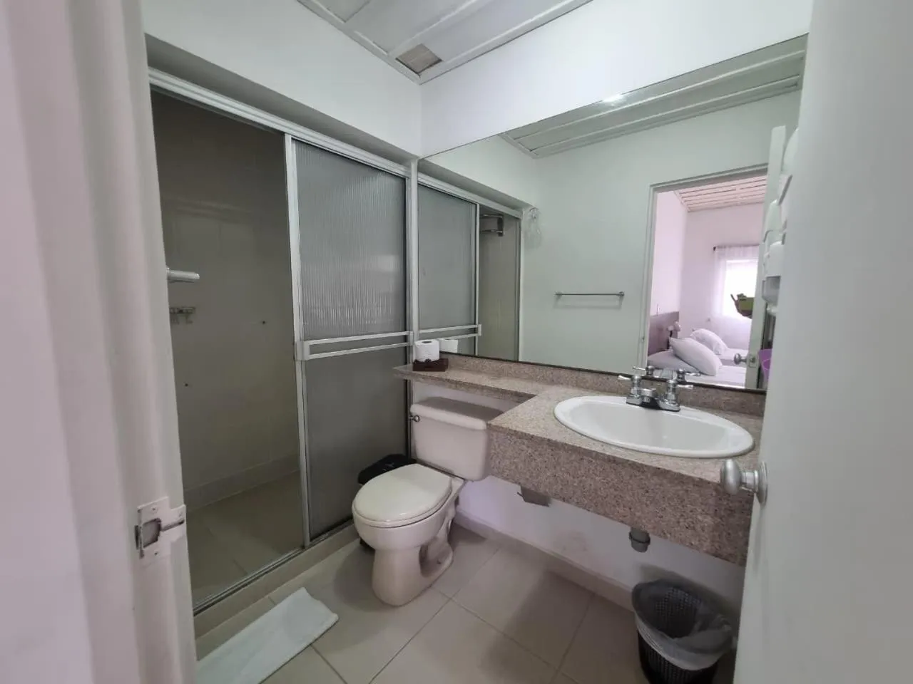 Bathroom in Hotel campestre La Floresta