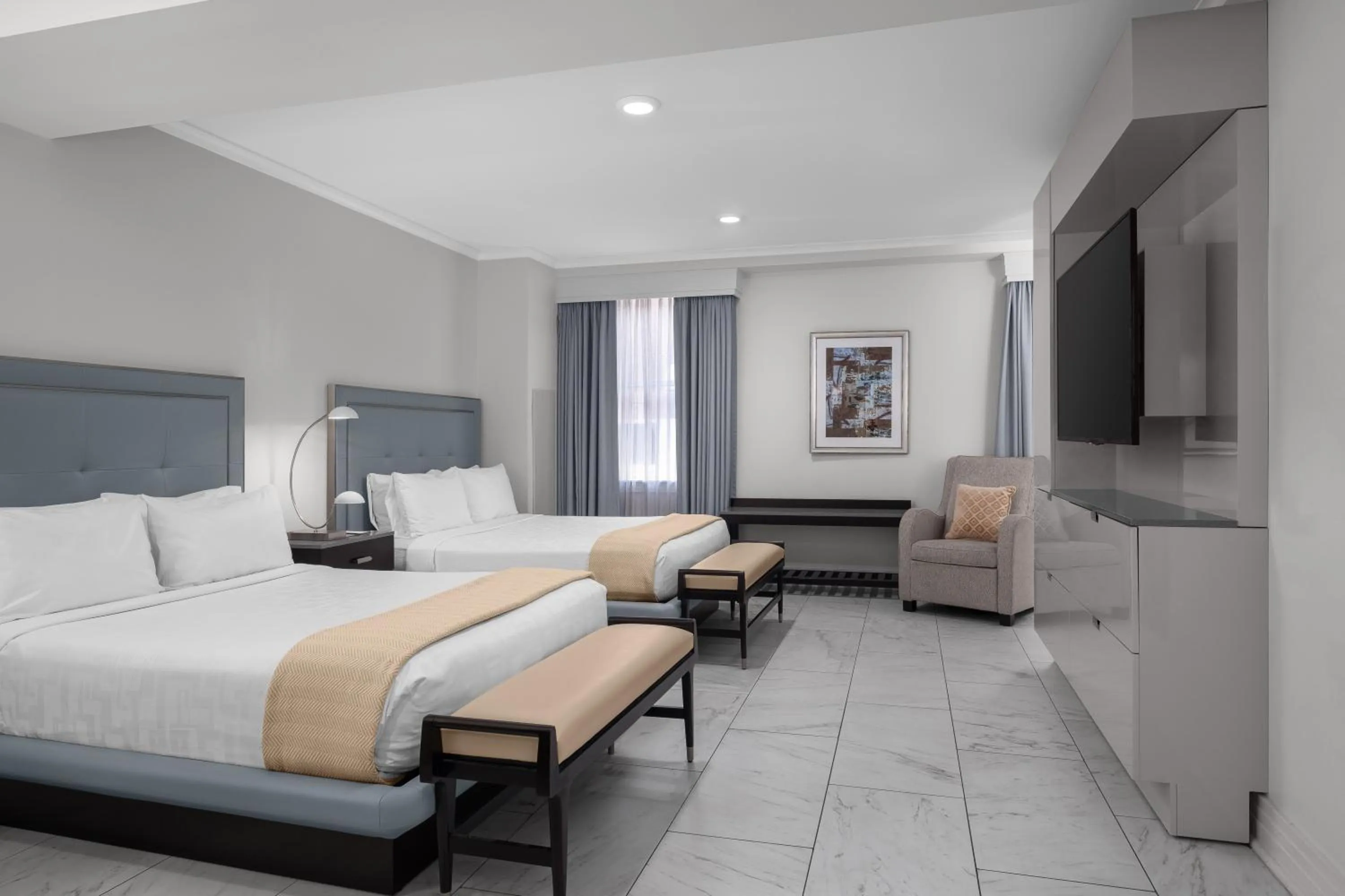 Bed in The Jung Hotel and Residences