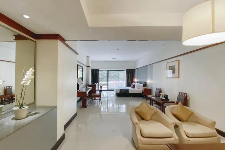 Living room in Loei Palace Hotel