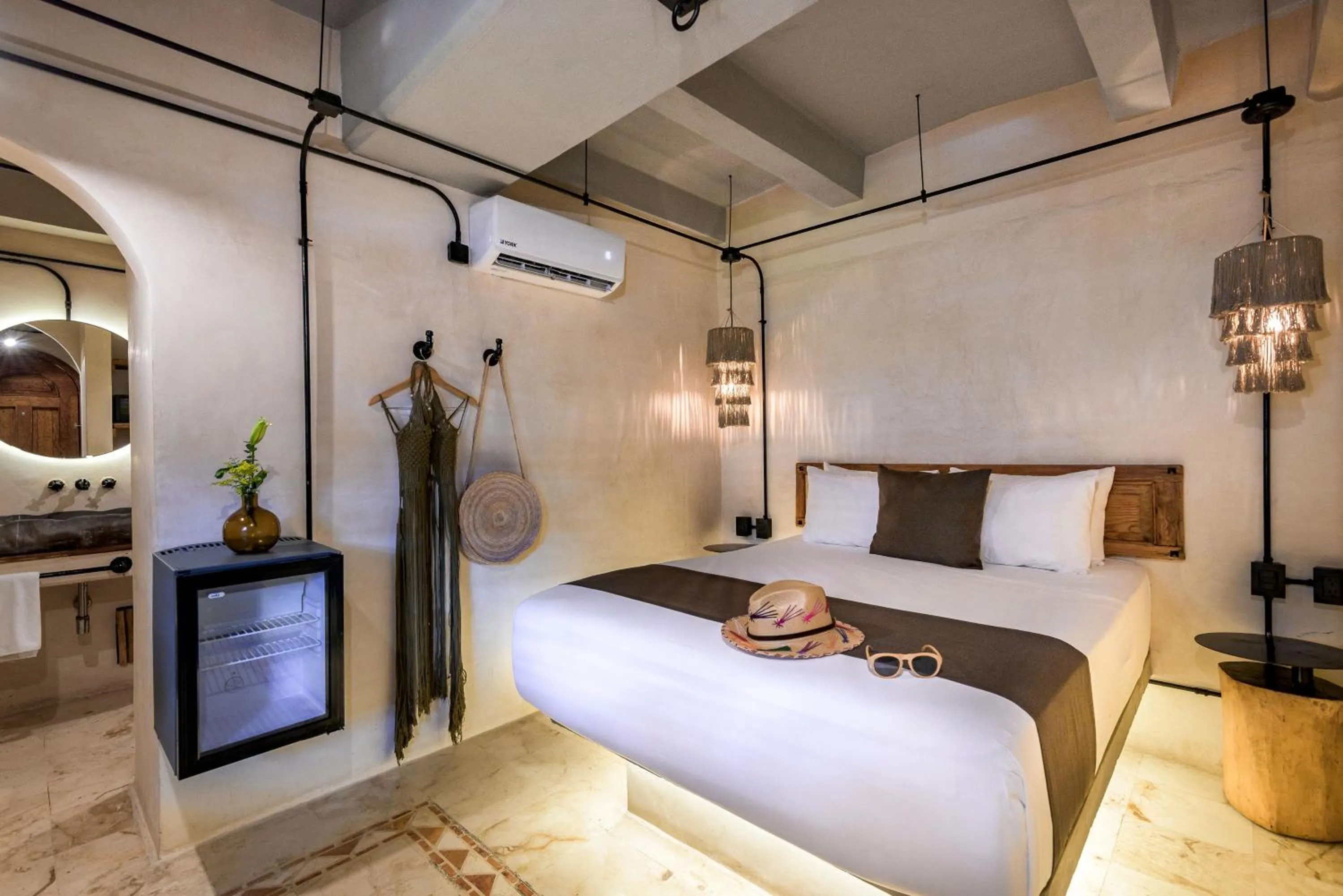 Bed in Caribbean Paradise Hotel & Spa - 5th Avenue