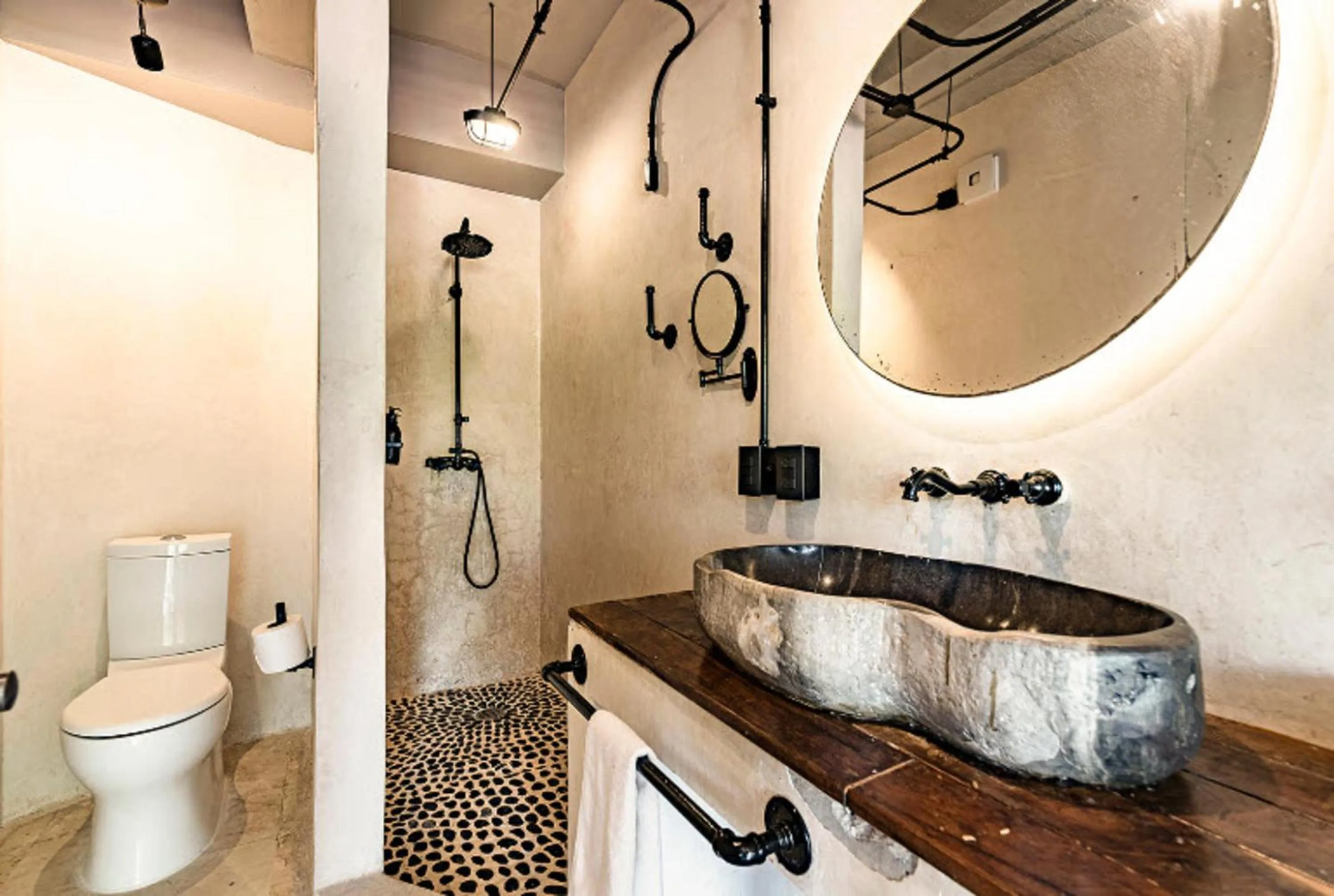 Bathroom in Caribbean Paradise Hotel & Spa - 5th Avenue