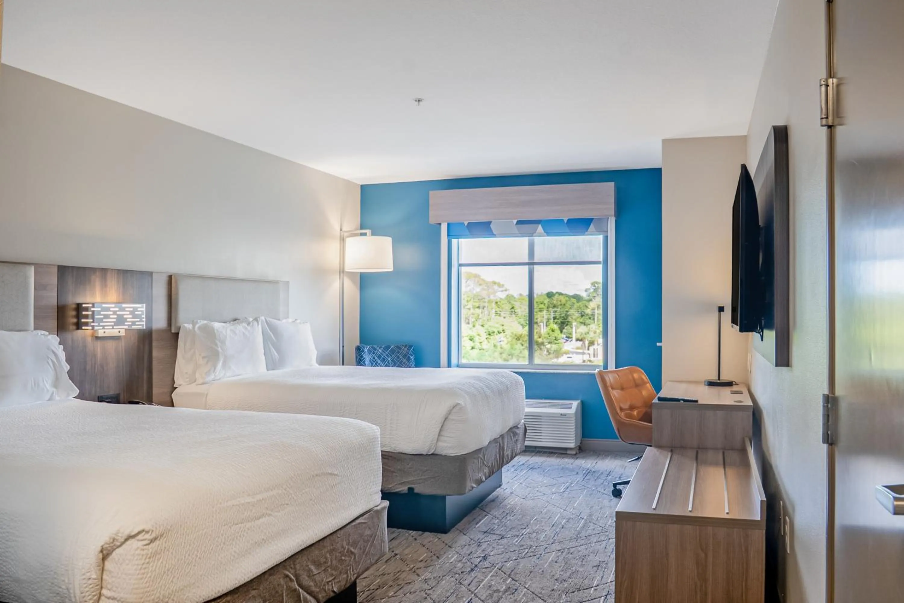 Bed in Holiday Inn Express and Suites Saint Augustine North by IHG