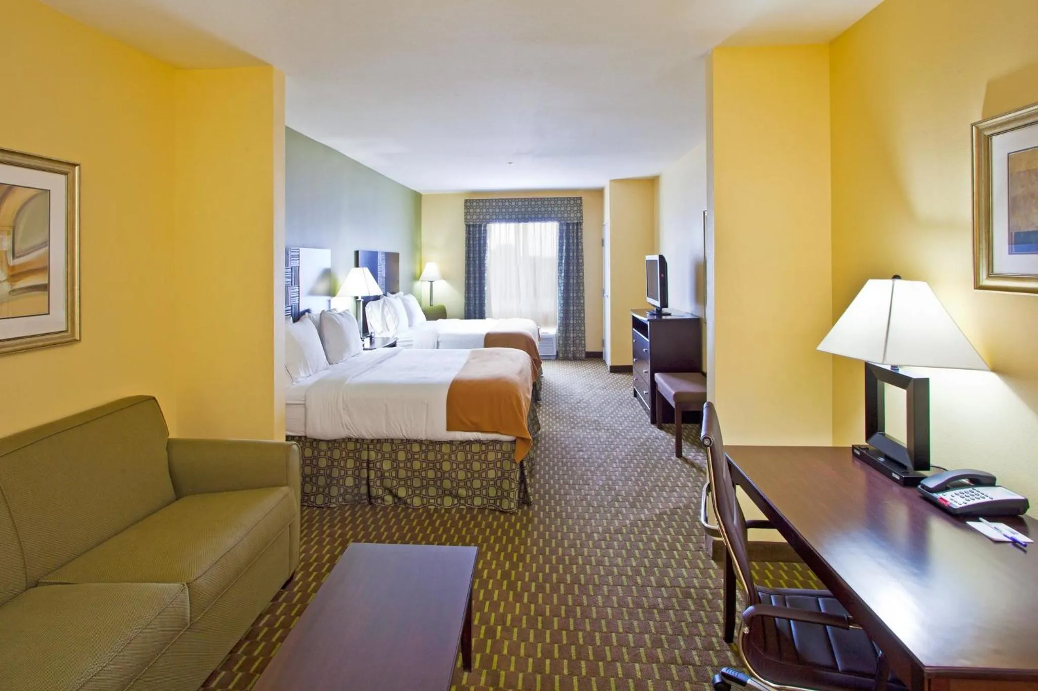 Photo of the whole room, Bed in Holiday Inn Express and Suites Saint Augustine North by IHG