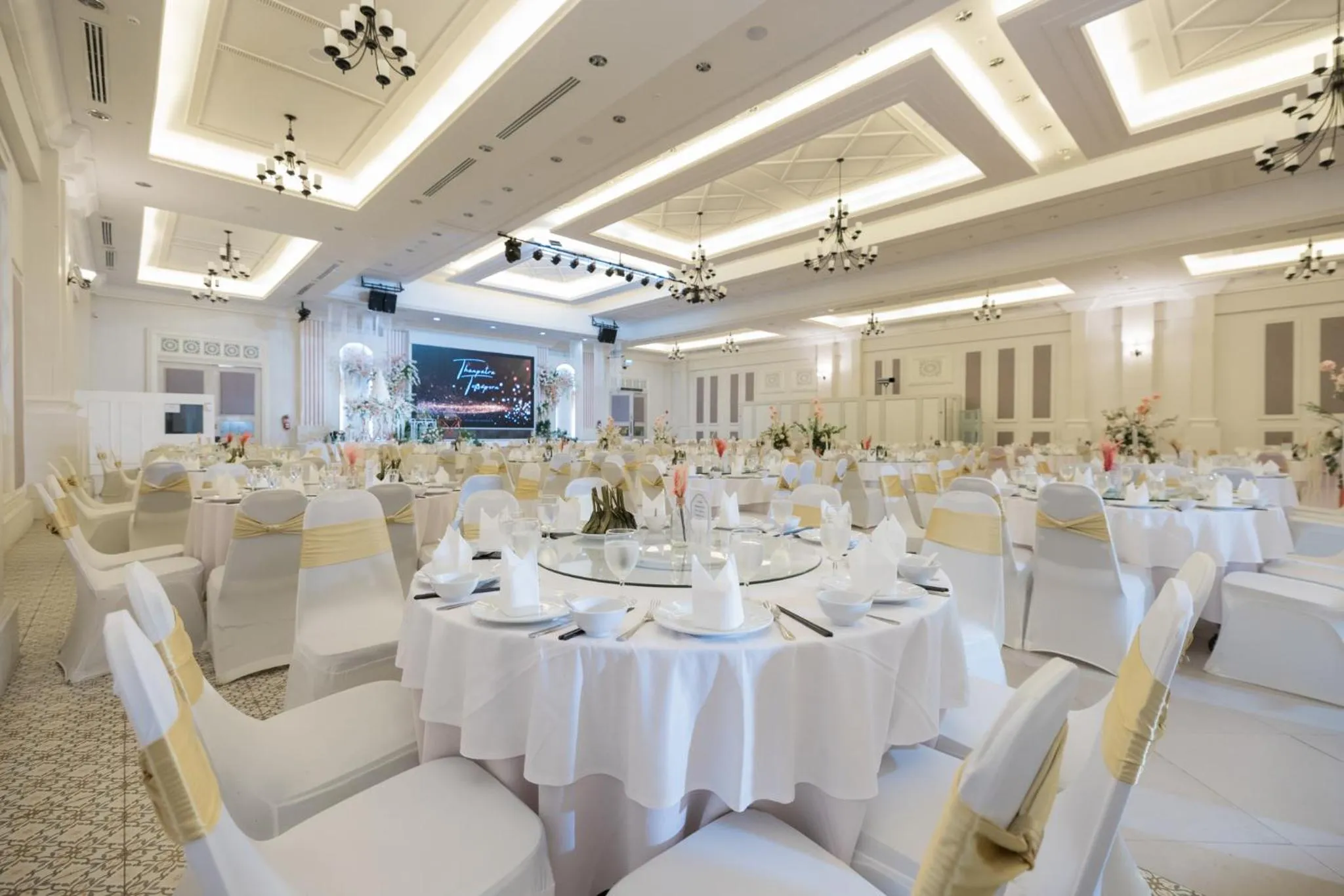 wedding in Bhukitta Boutique Hotel Phuket Town