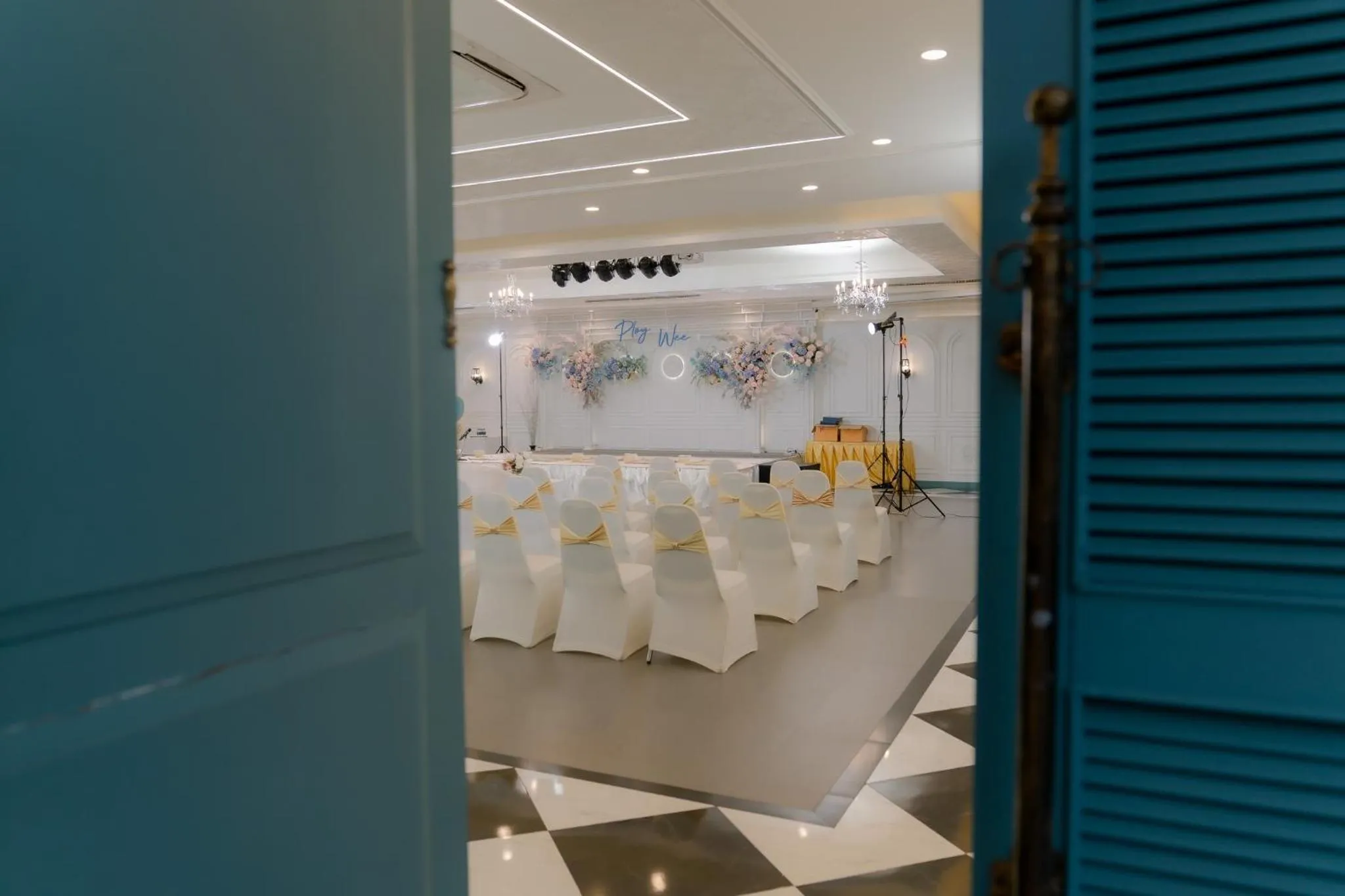 wedding in Bhukitta Boutique Hotel Phuket Town