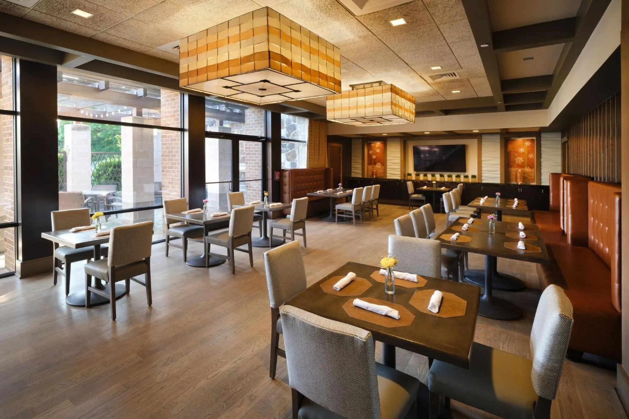 Restaurant/places to eat in Hotel Indigo East End by IHG