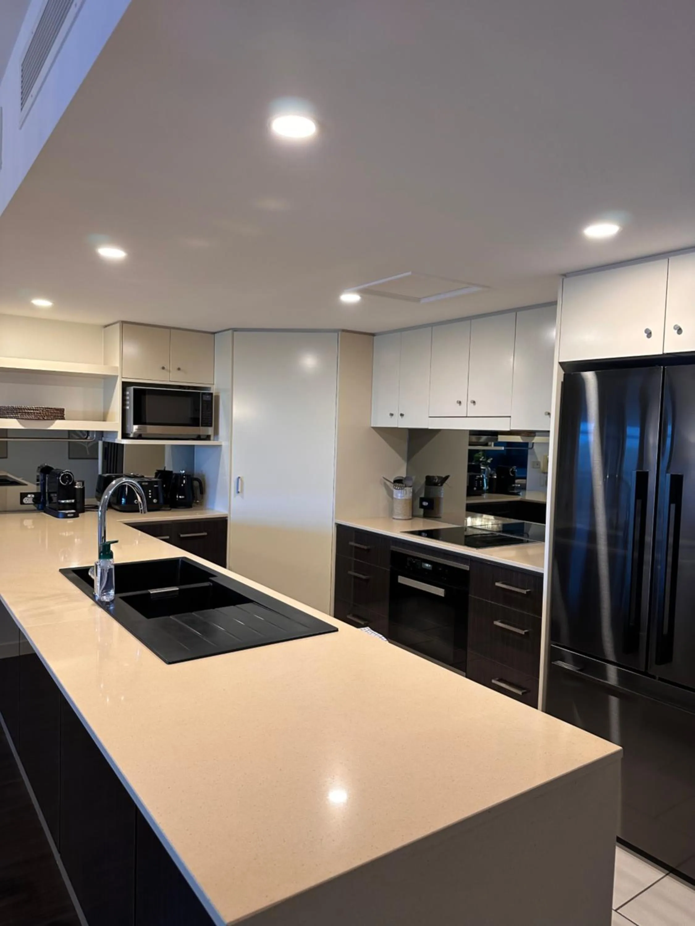 Riverside Holiday Apartments