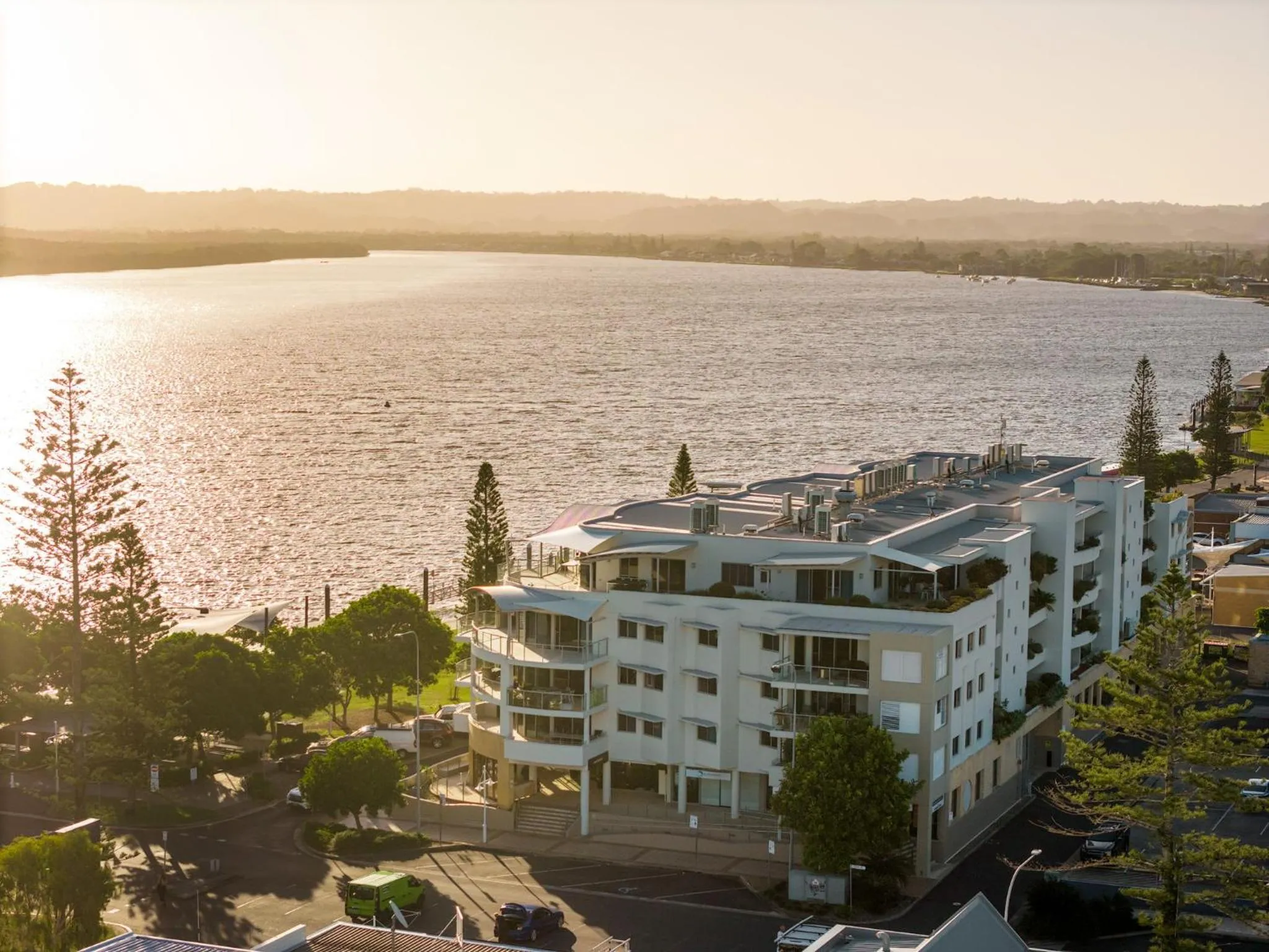 Property building in Riverside Holiday Apartments