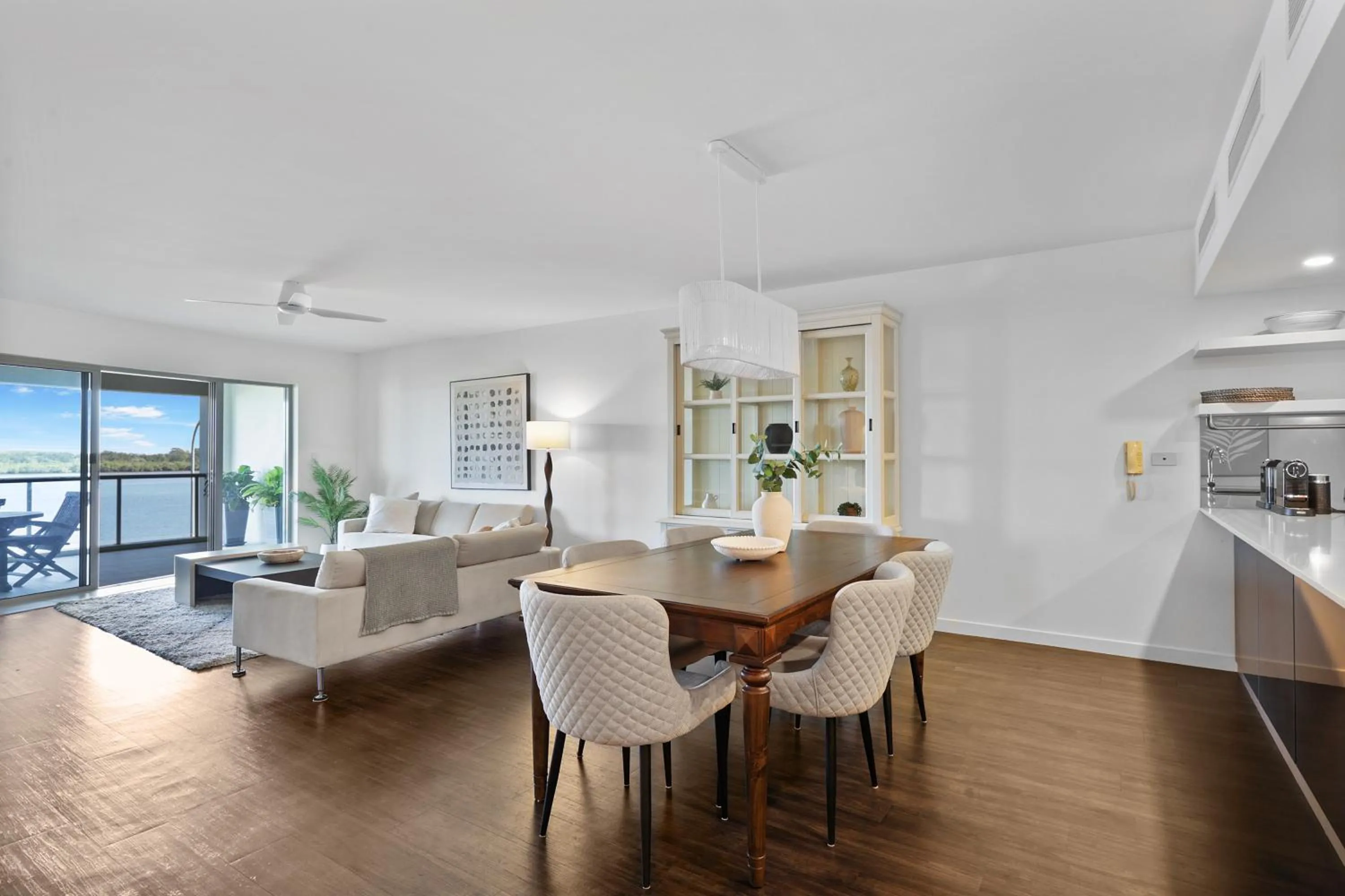 Living room in Riverside Holiday Apartments