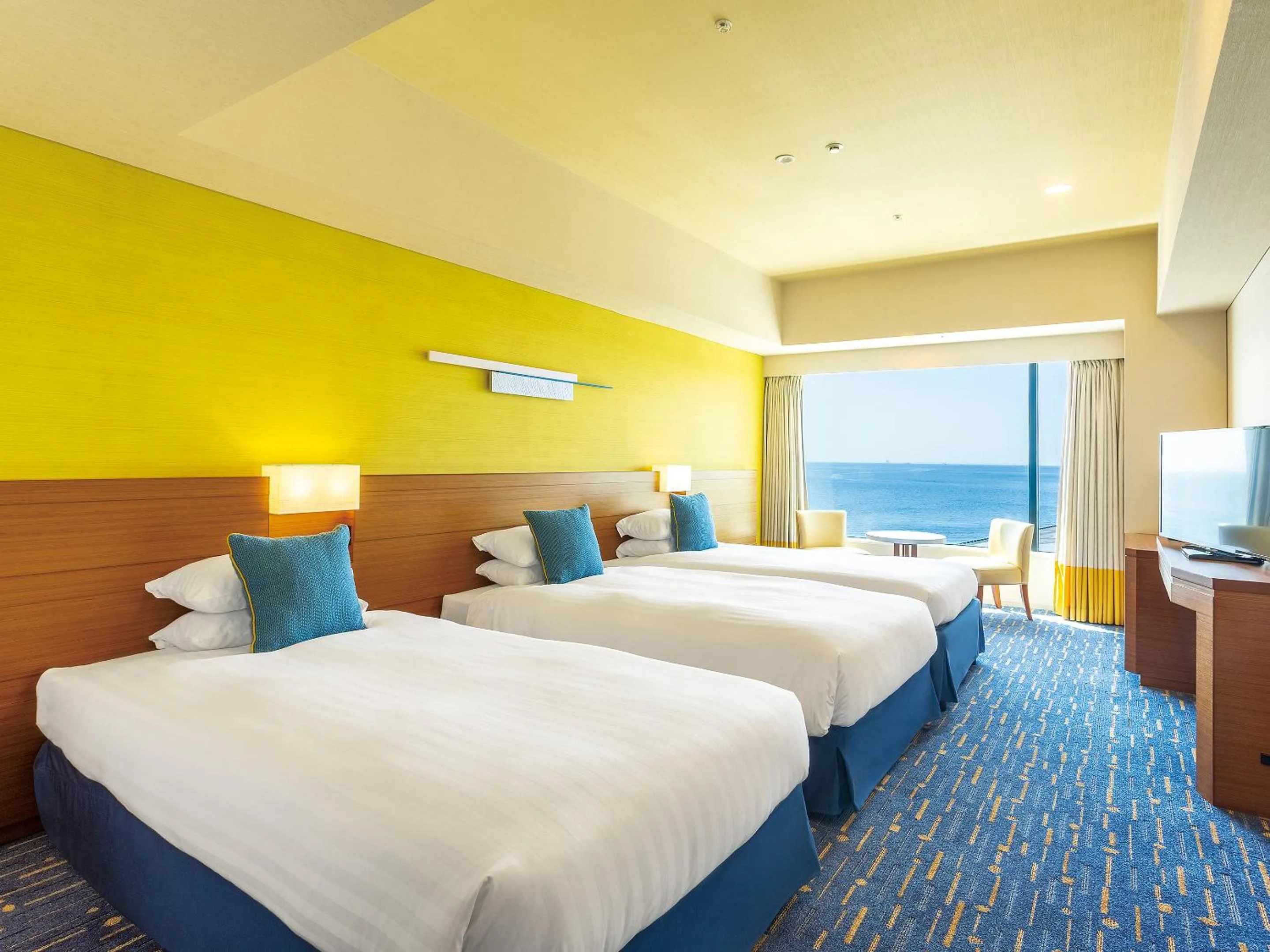 Bed in Tokyo Bay Tokyu Hotel