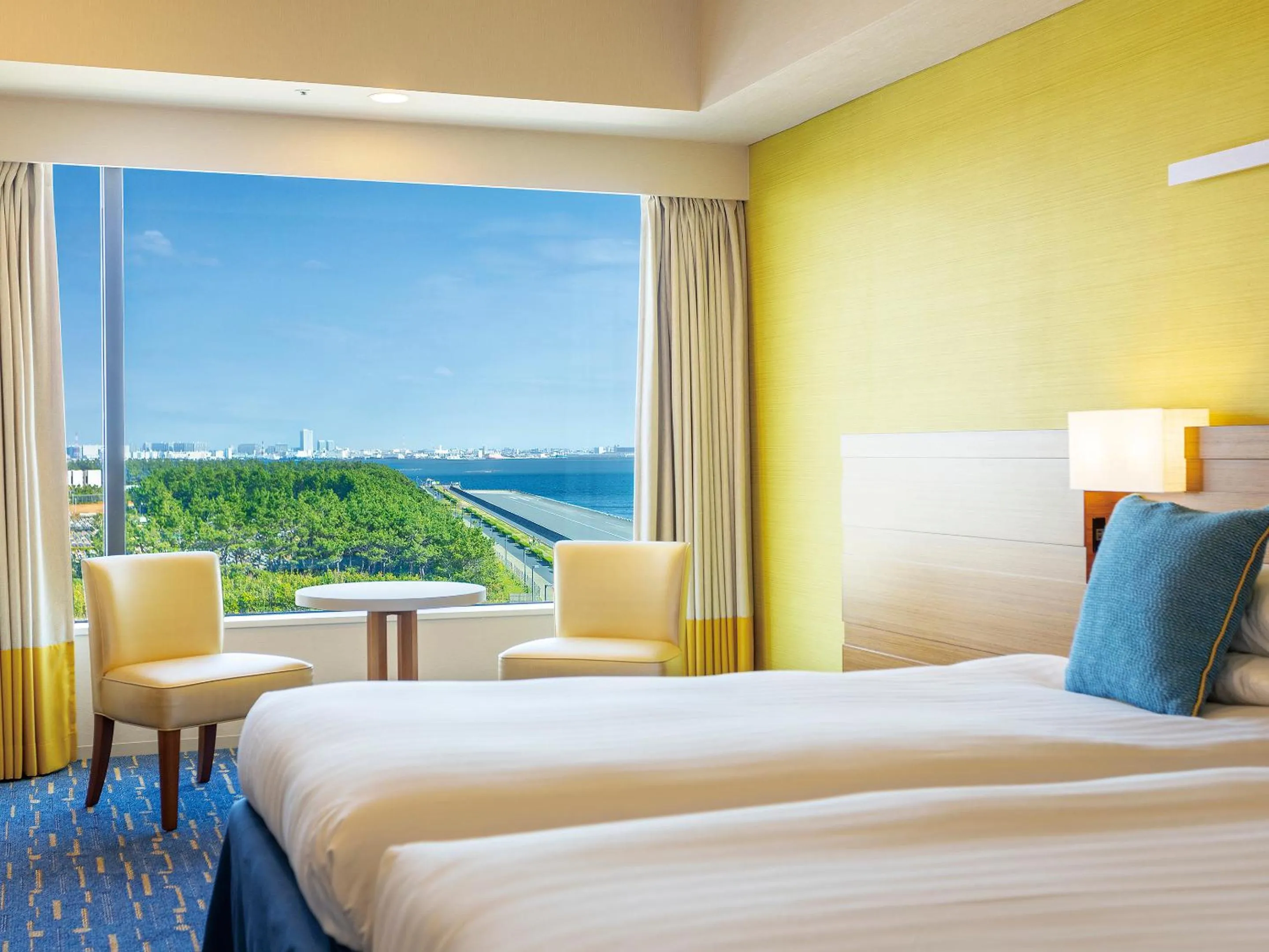 Photo of the whole room, Mountain View in Tokyo Bay Tokyu Hotel