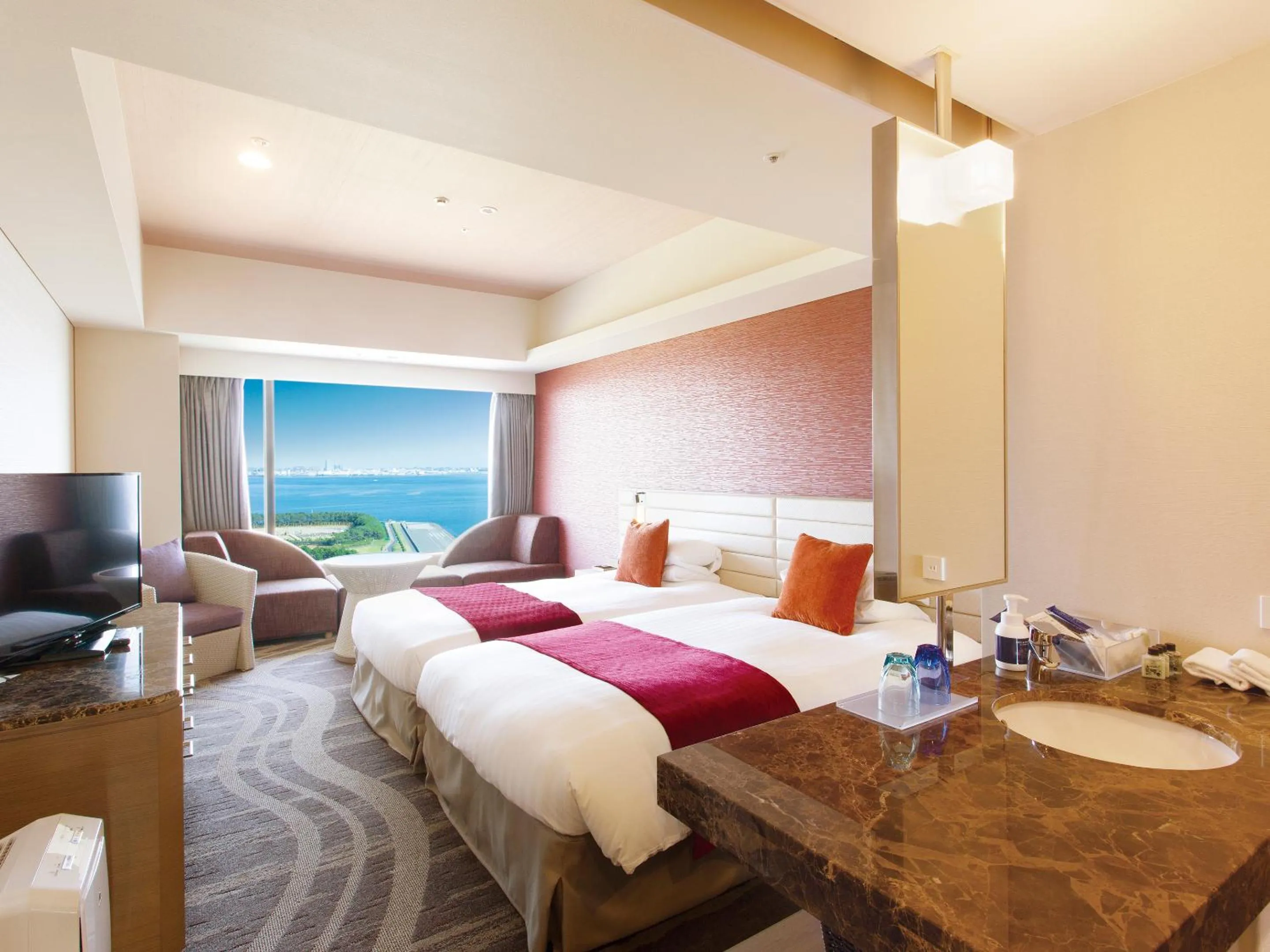 Photo of the whole room in Tokyo Bay Tokyu Hotel