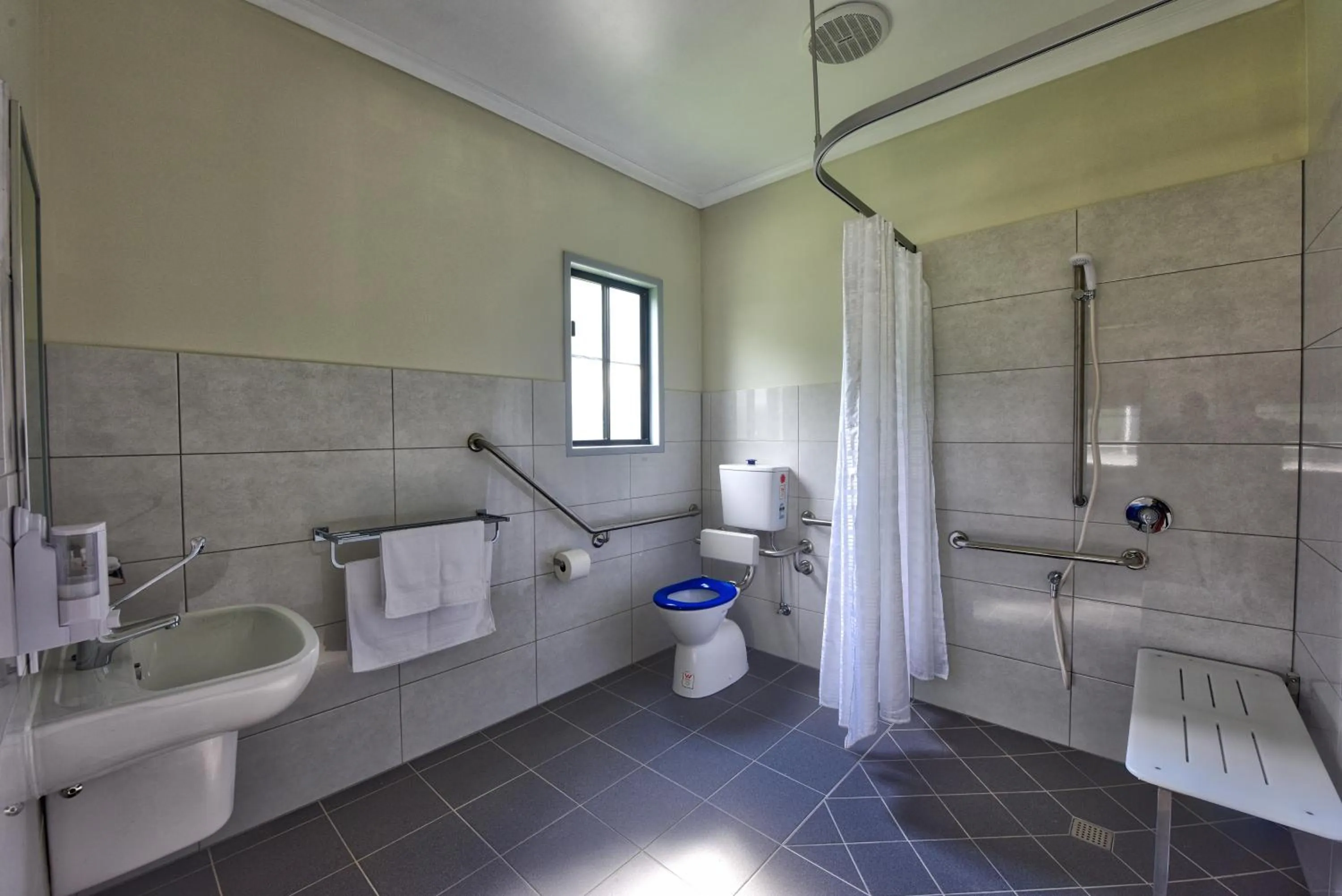 Shower in Daintree Peaks ECO Stays