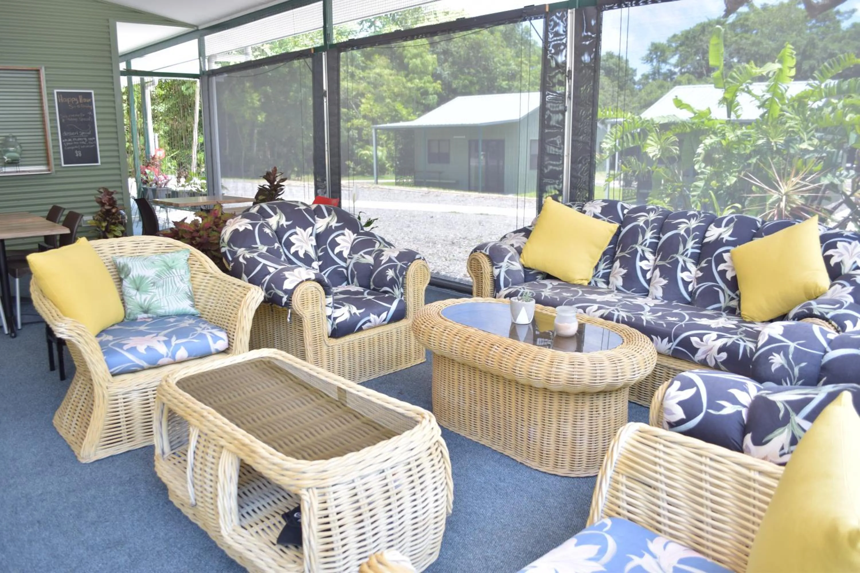 Restaurant/places to eat in Daintree Peaks ECO Stays