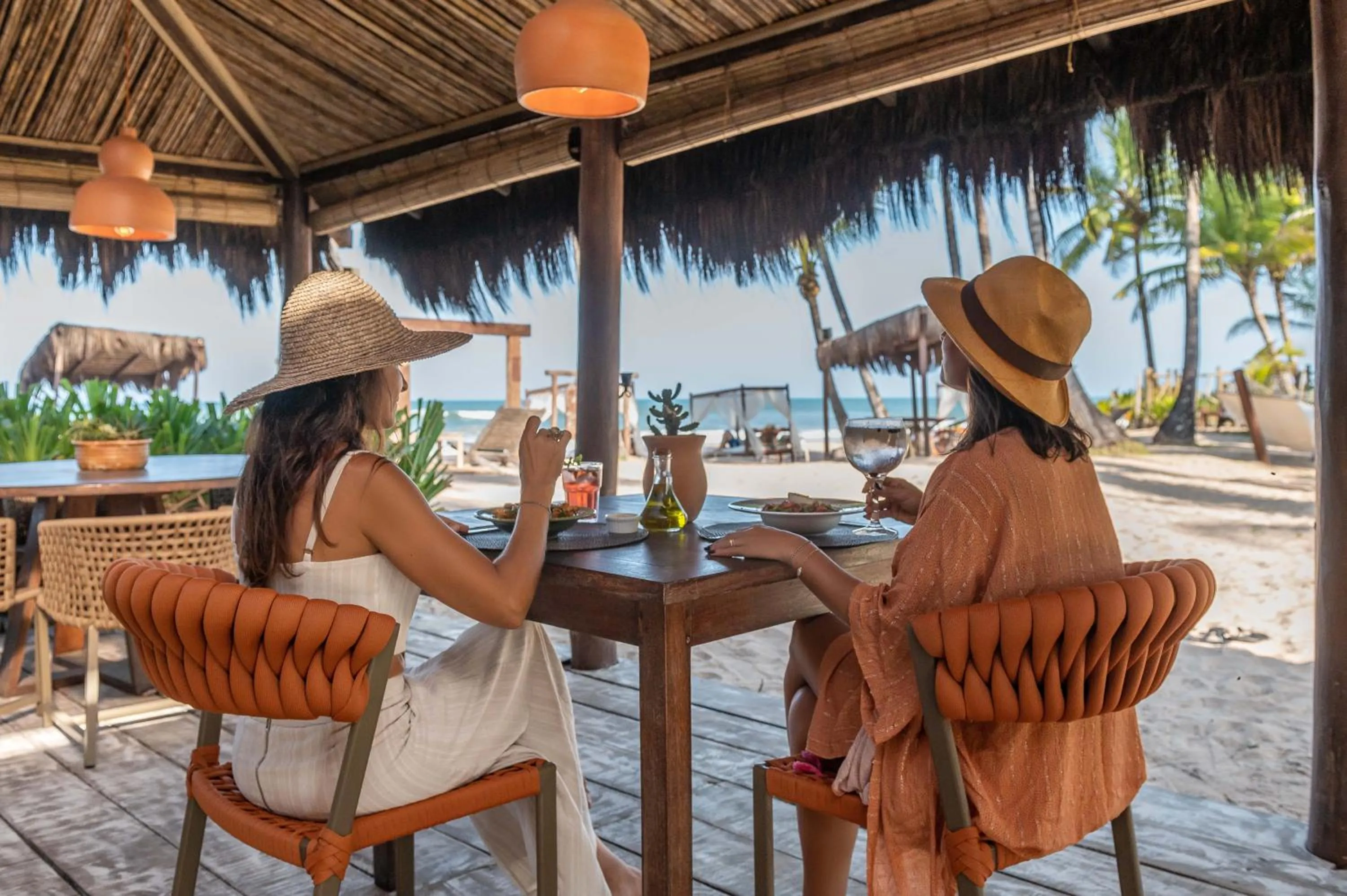 Restaurant/places to eat in Rumah Pousada