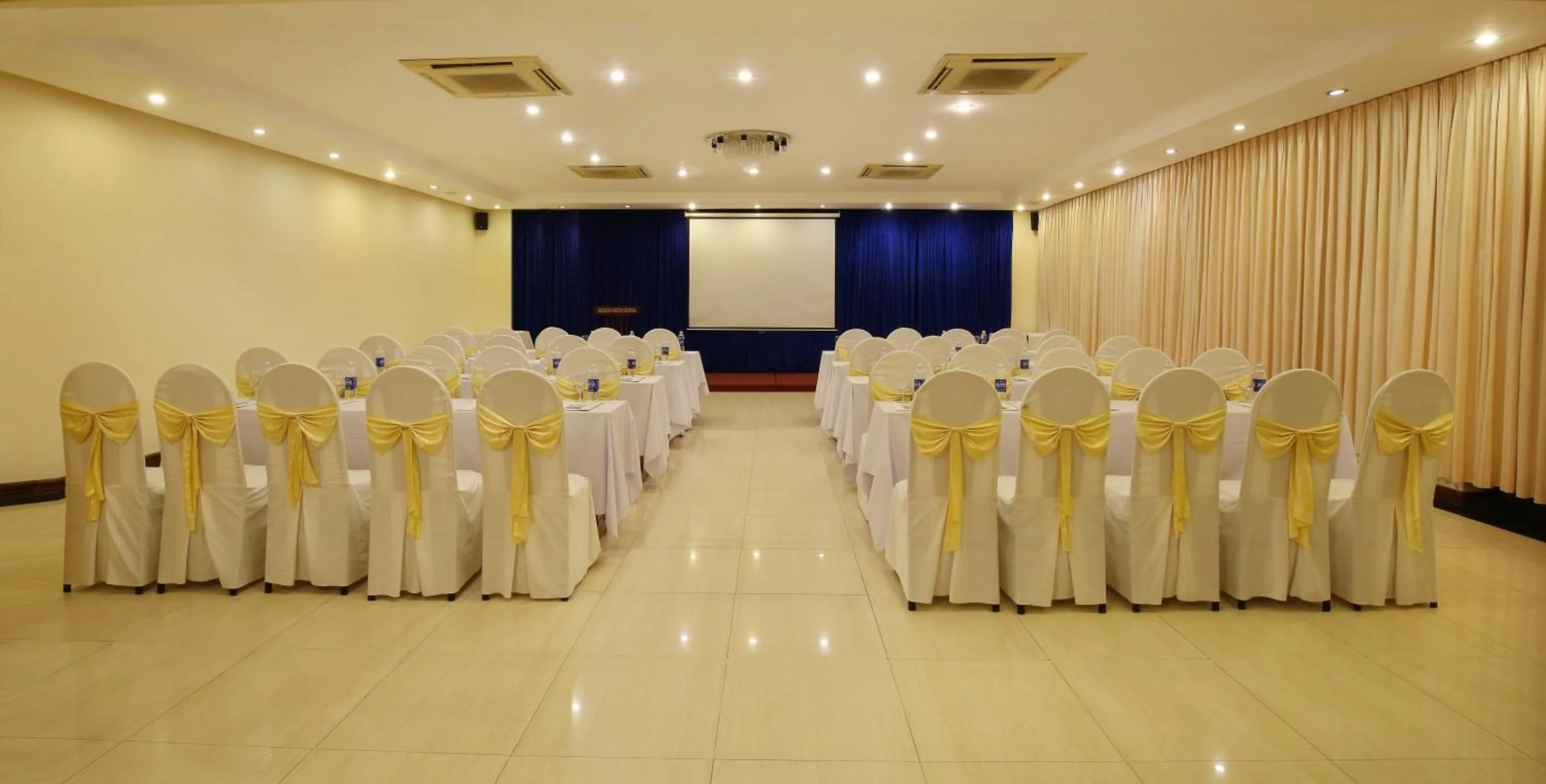 Meeting/conference room in Bamboo Green Central Hotel