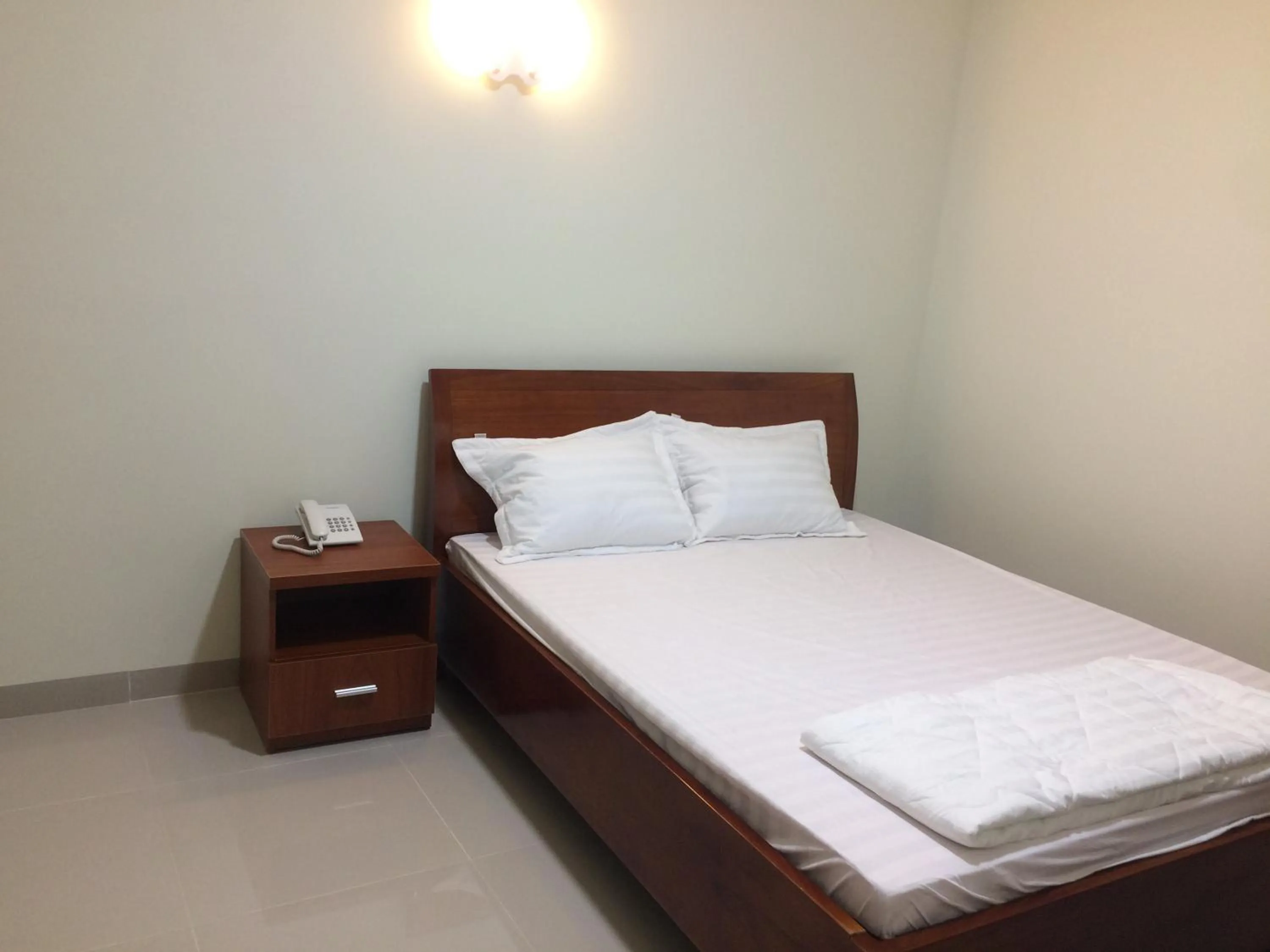 Bed in Motel Bao Linh