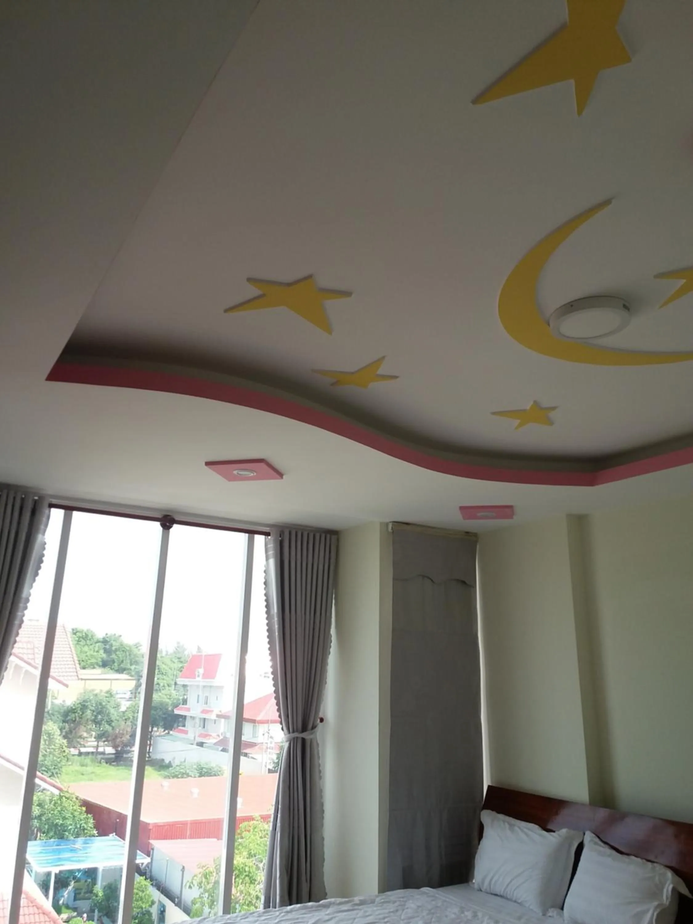 Bed in Motel Bao Linh