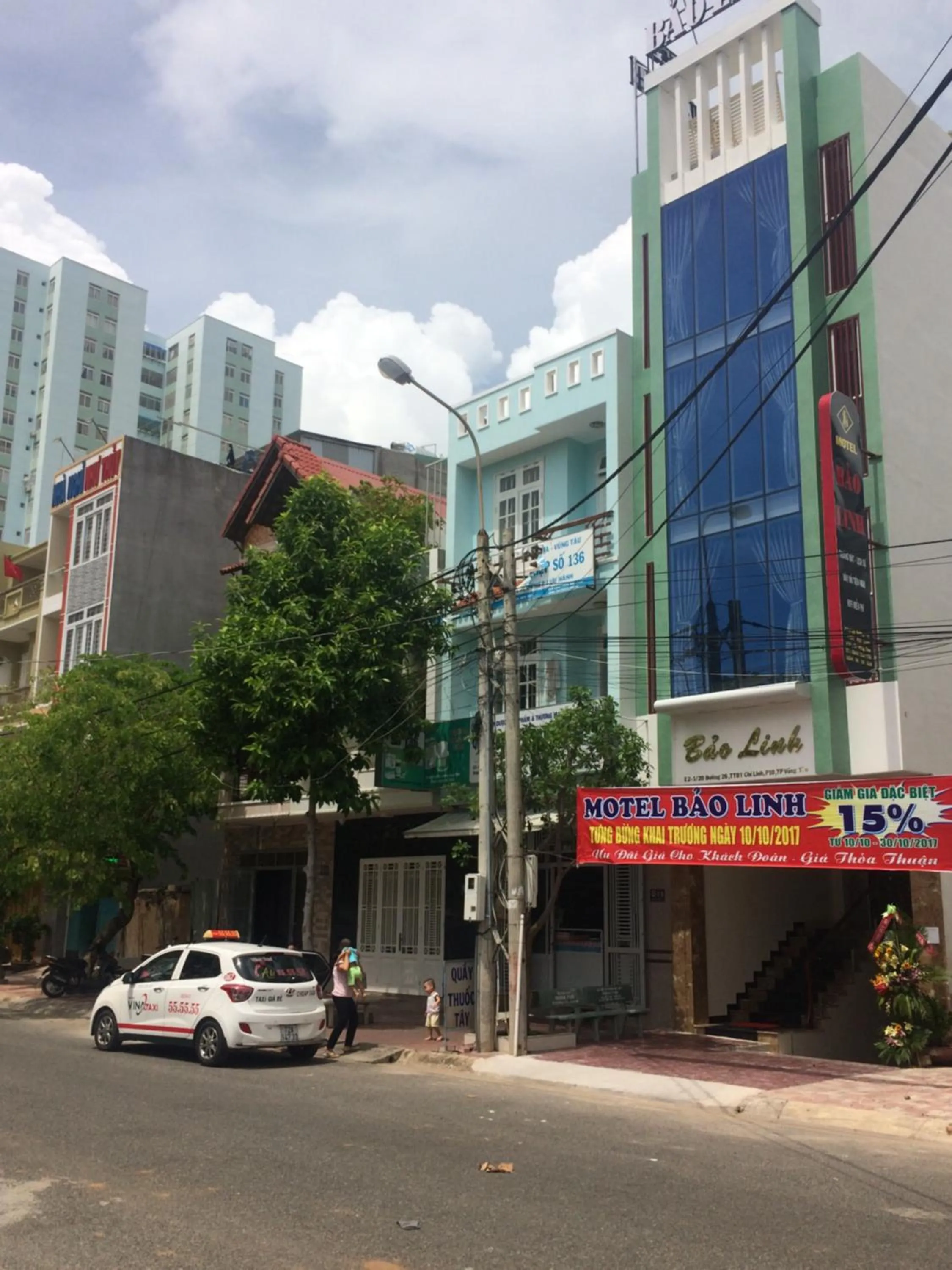 Facade/entrance in Motel Bao Linh