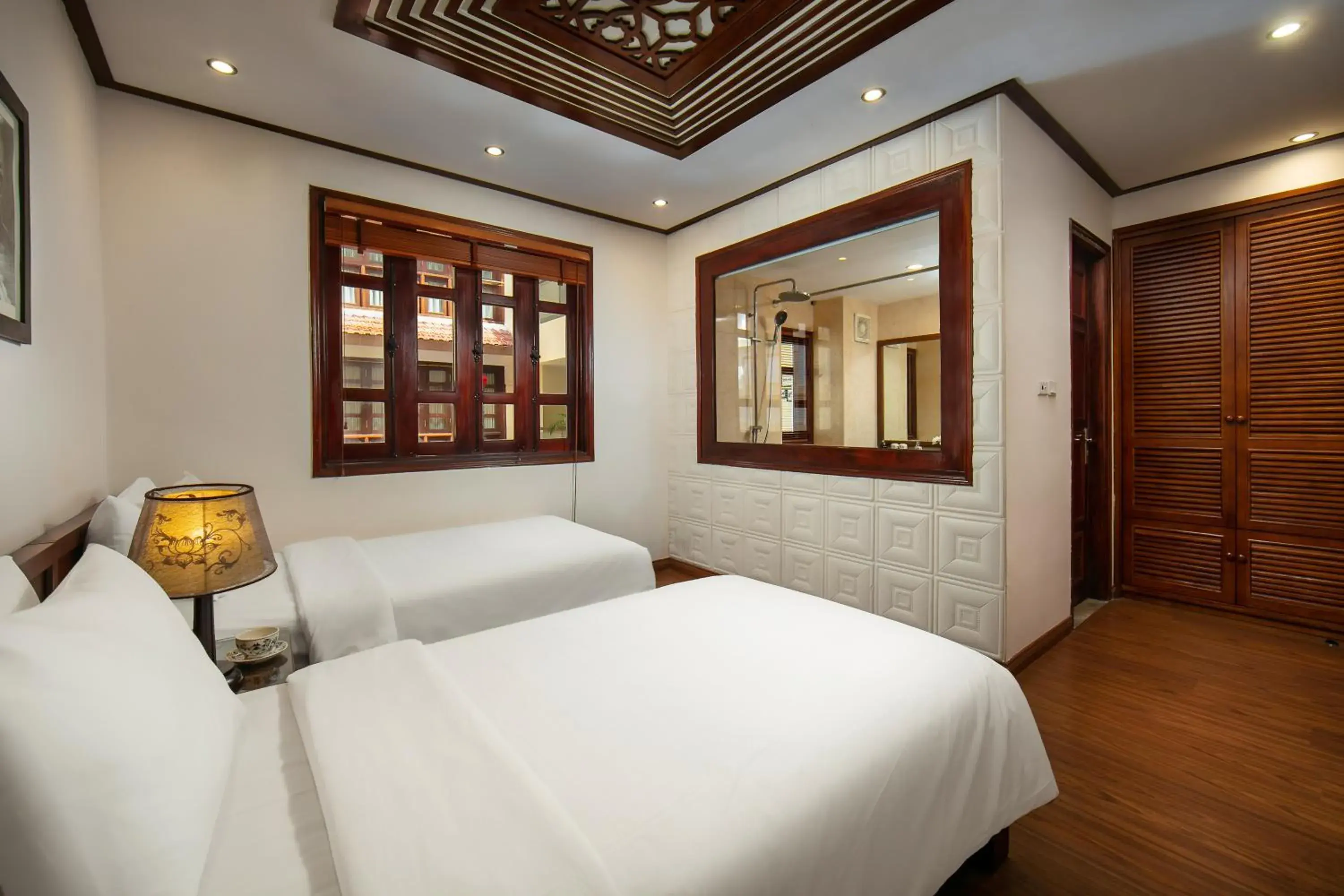 Historical Twin in Hanoi Nostalgia Hotel & Spa Historical Twin in Hanoi Nostalgia Hotel & Spa