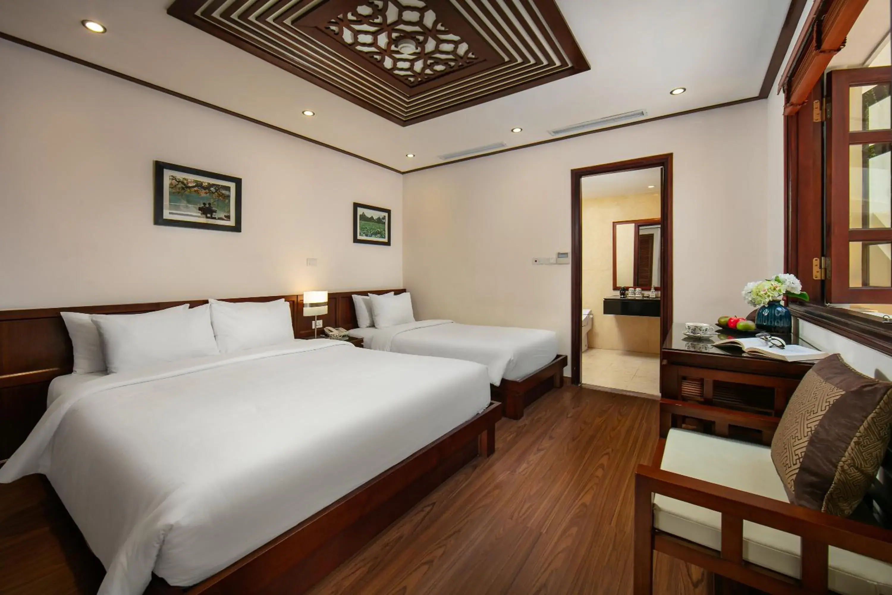 Historical Triple in Hanoi Nostalgia Hotel & Spa Historical Triple in Hanoi Nostalgia Hotel & Spa