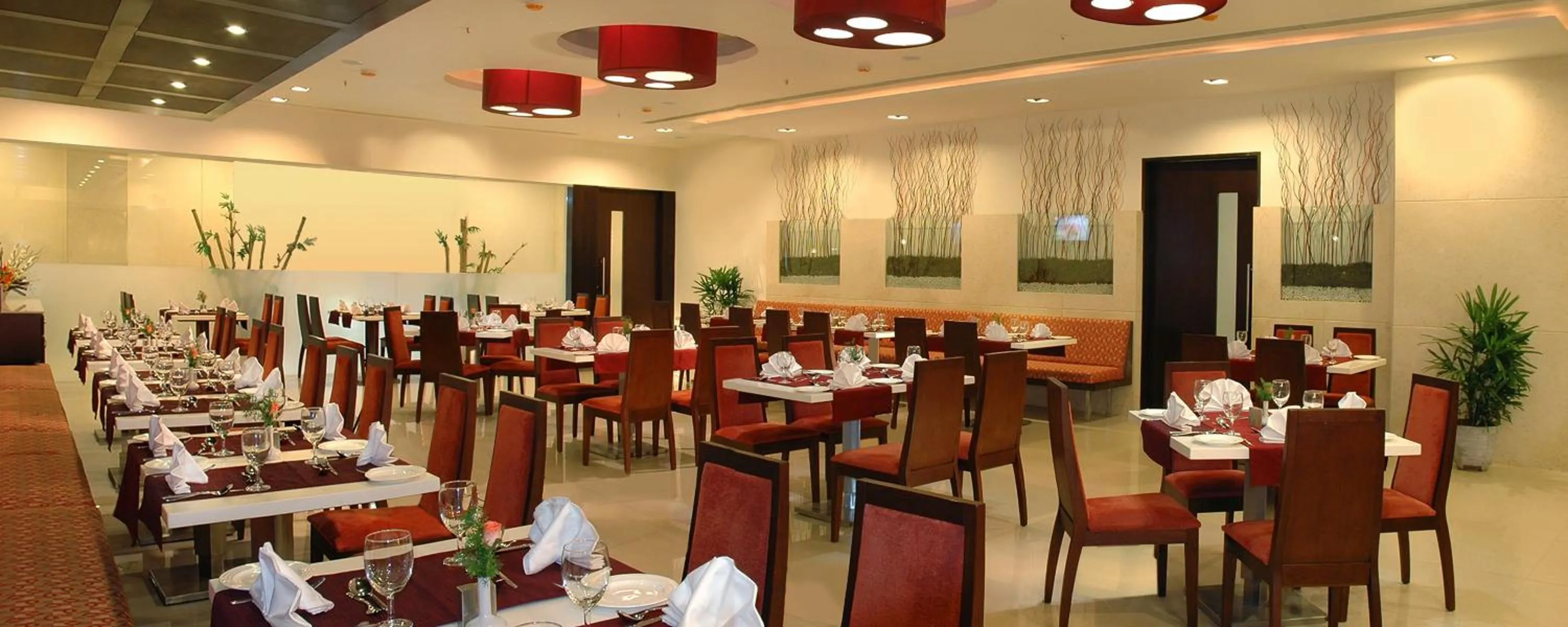 Breakfast, Restaurant/Places to Eat in Fortune Inn Sree Kanya Visakhapatnam