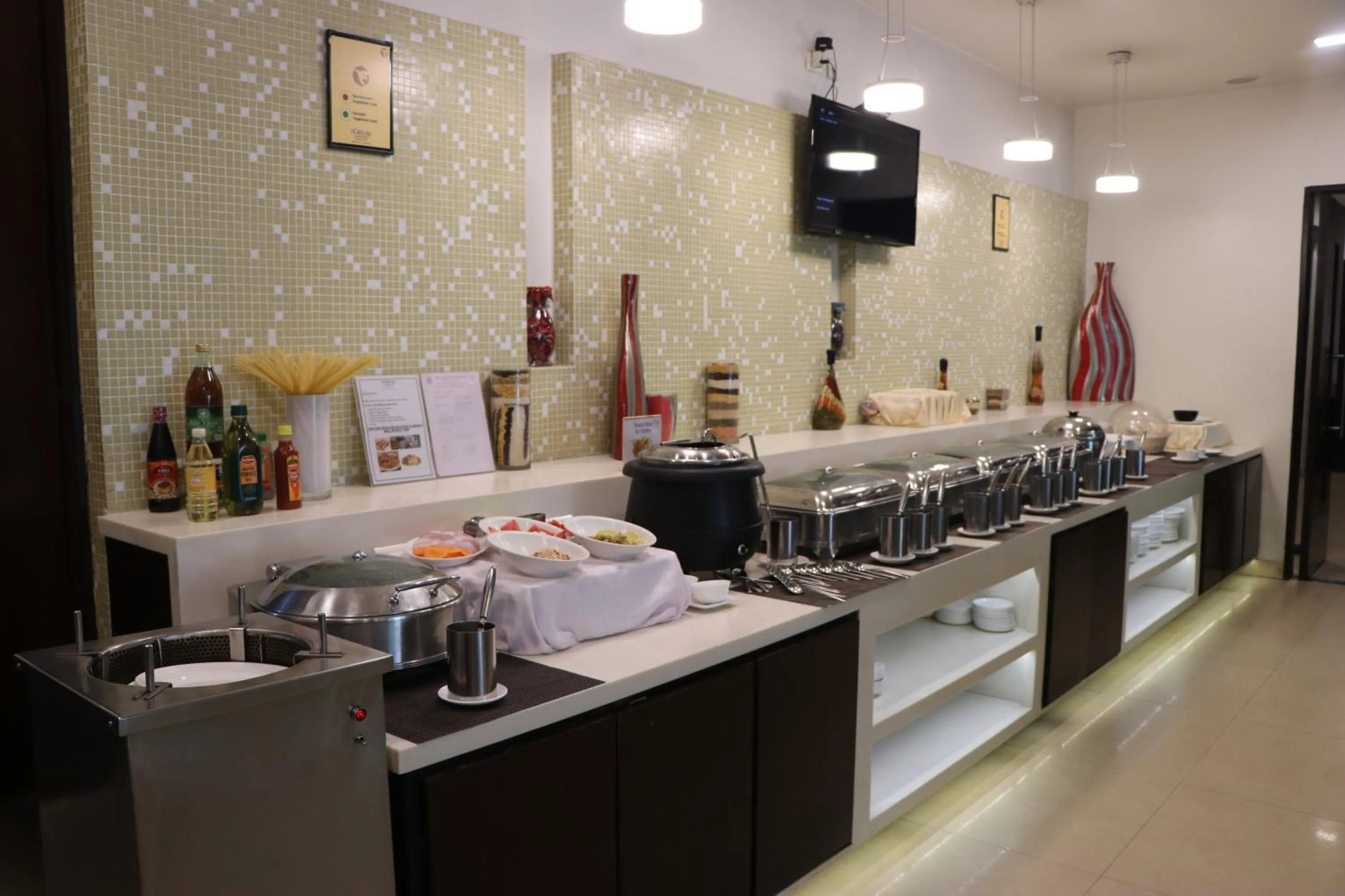 Restaurant/places to eat in Fortune Inn Sree Kanya Visakhapatnam