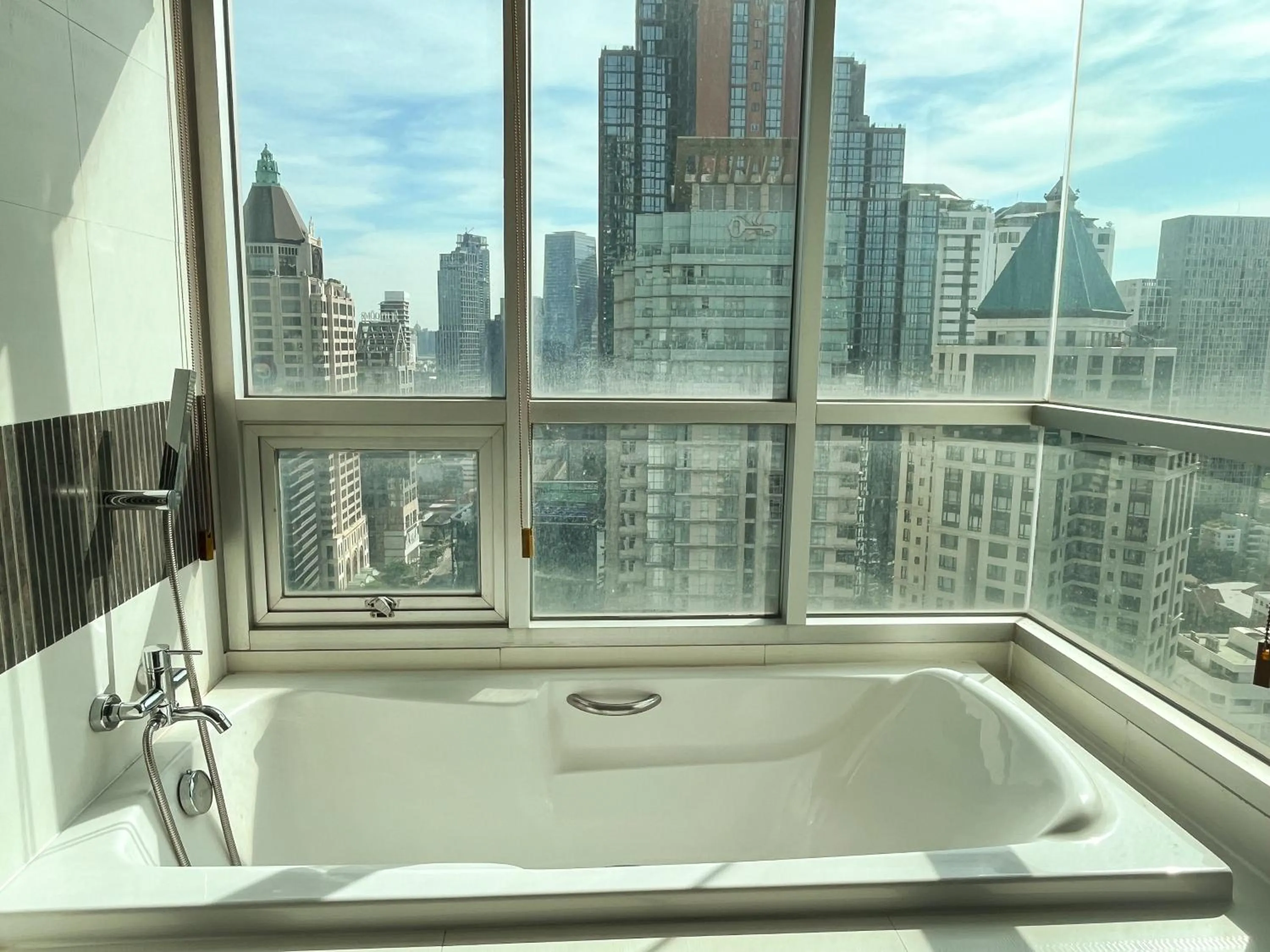 Bathroom in Urbana Sathorn Hotel, Bangkok