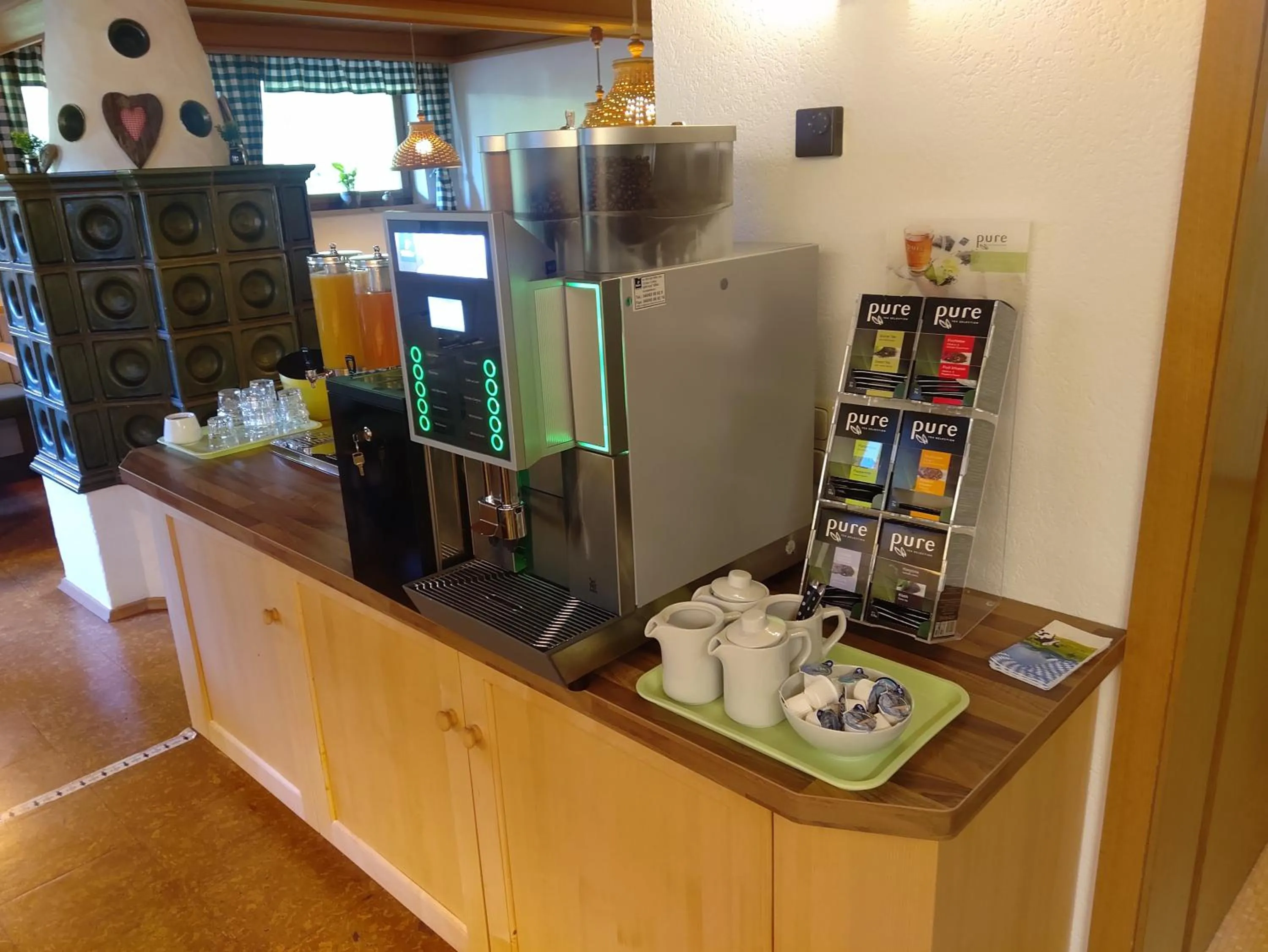 Coffee/tea facilities in Appartement-Hotel Happy Kienberg