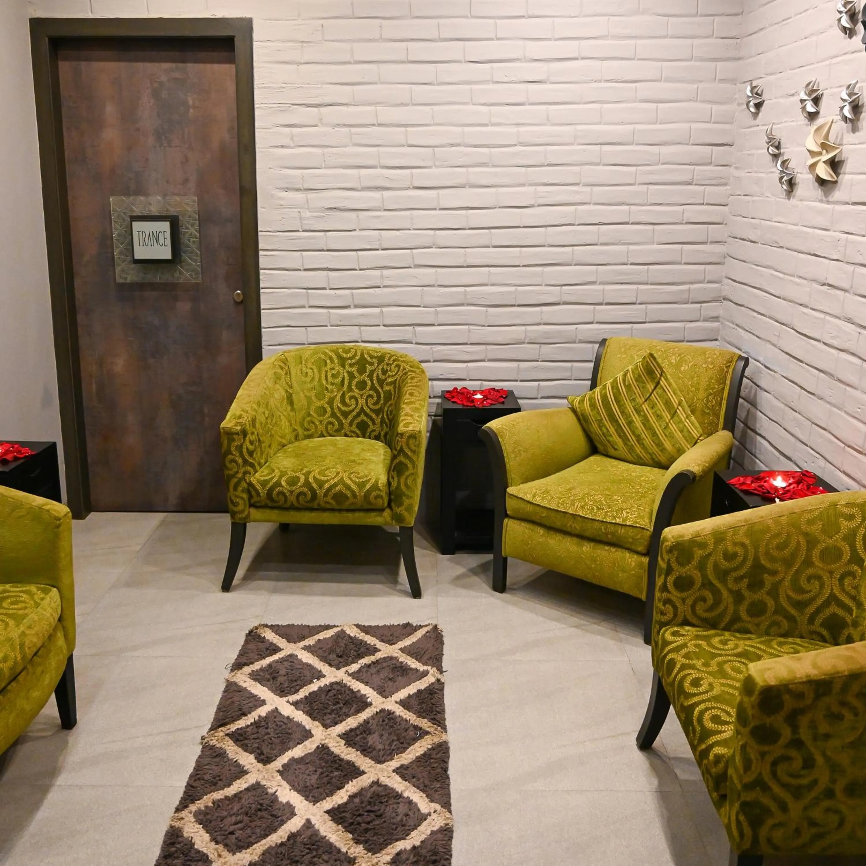 Spa and wellness centre/facilities in The Shalimar Hotel, Kemps Corner