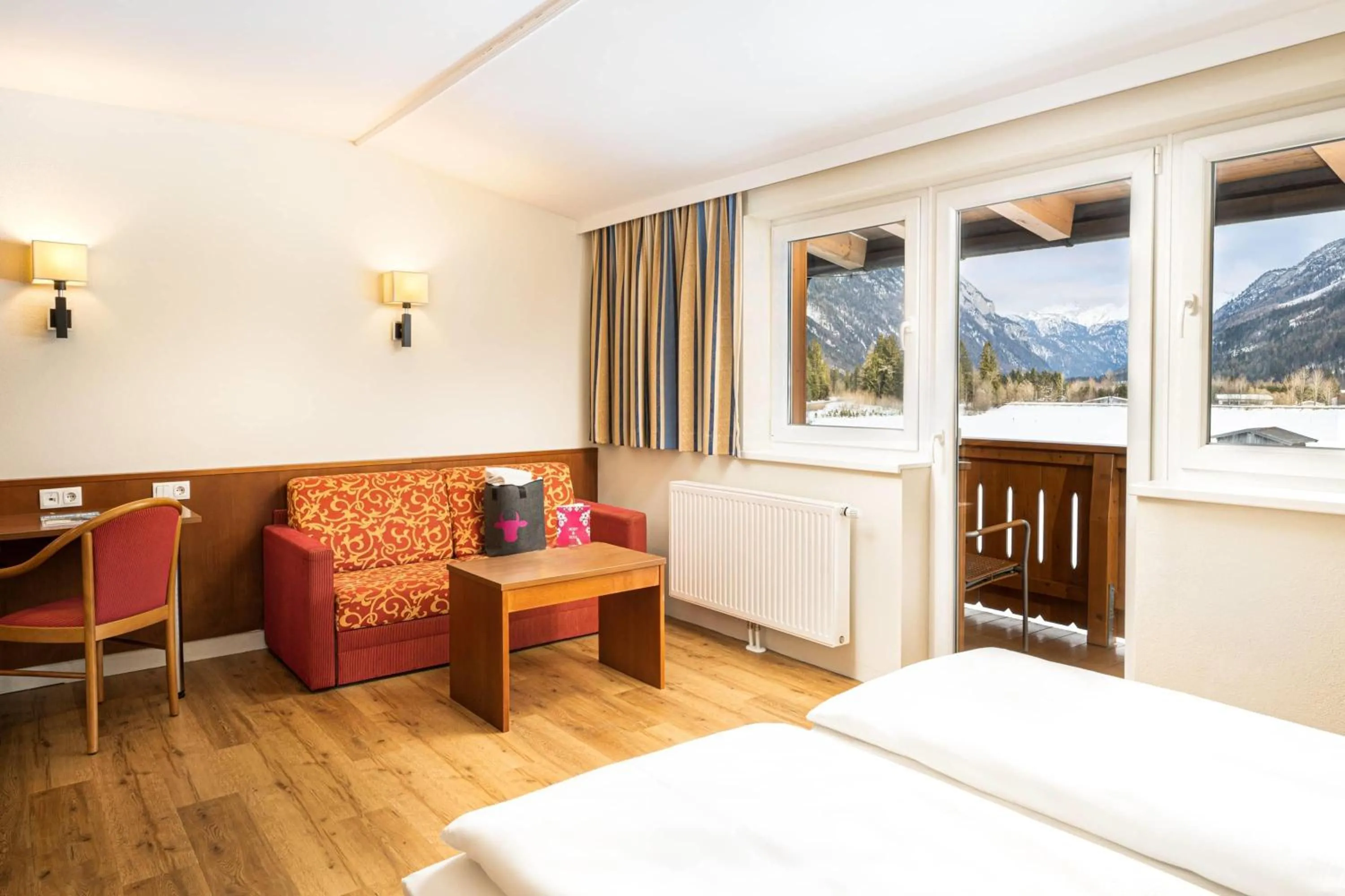 Photo of the whole room, Bed in elaya hotel steinplatte, Trademark by Wyndham
