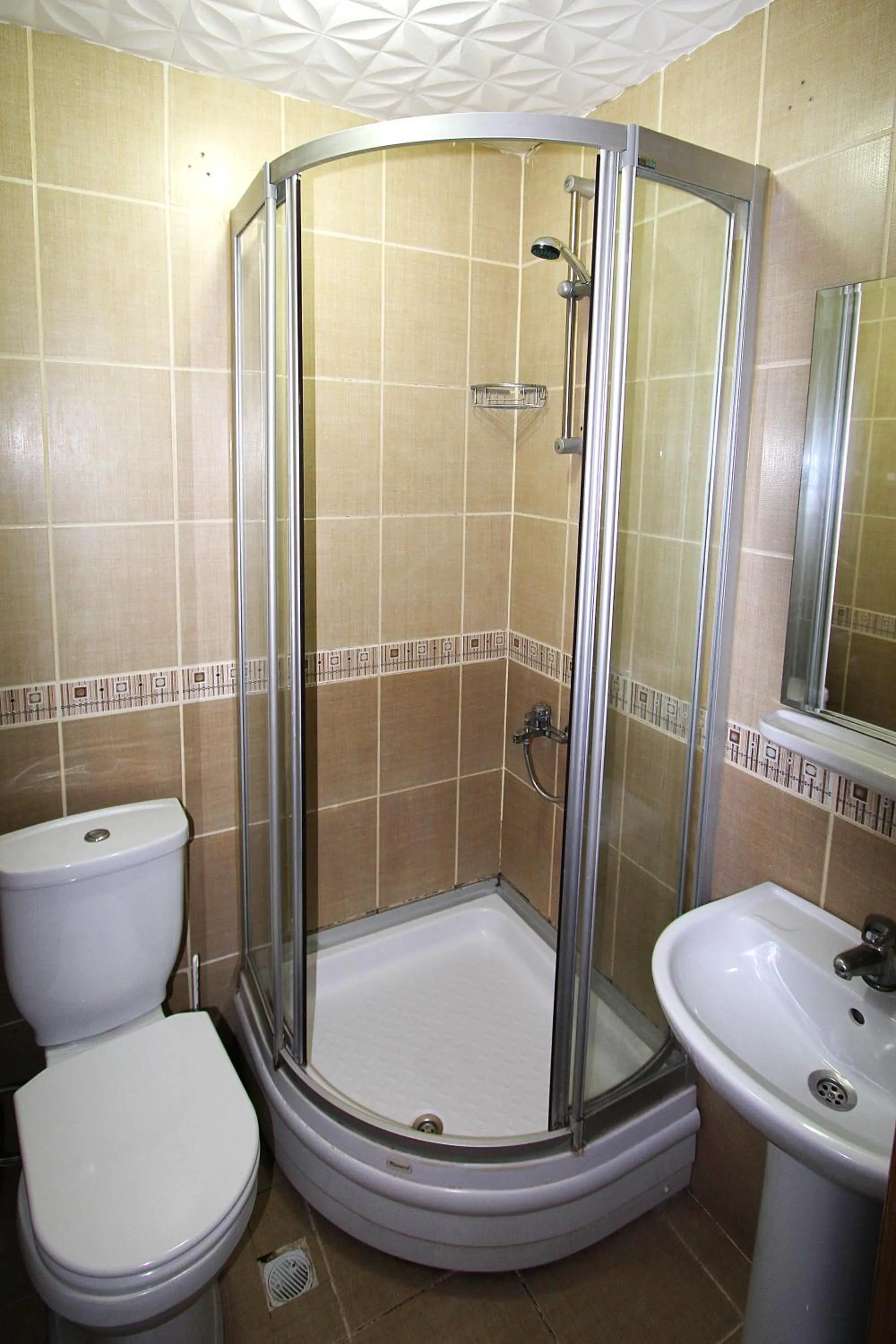 Bathroom in Lyon Hotel İstanbul