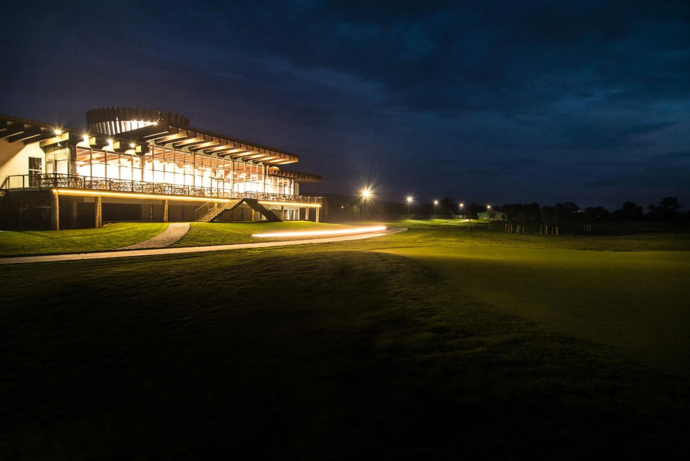 Restaurant/places to eat in Theodora Golf Club