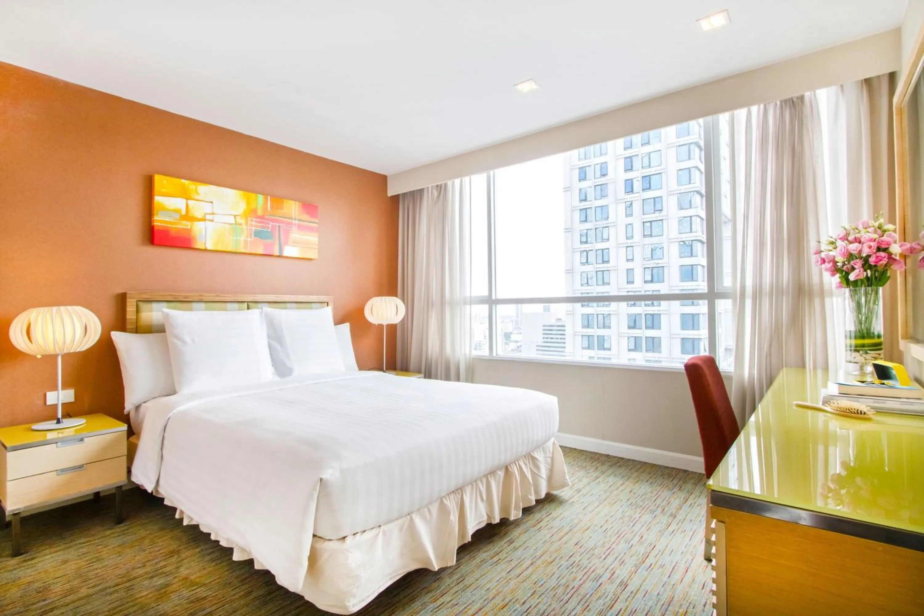 Bedroom, Bed in Urbana Langsuan Hotel