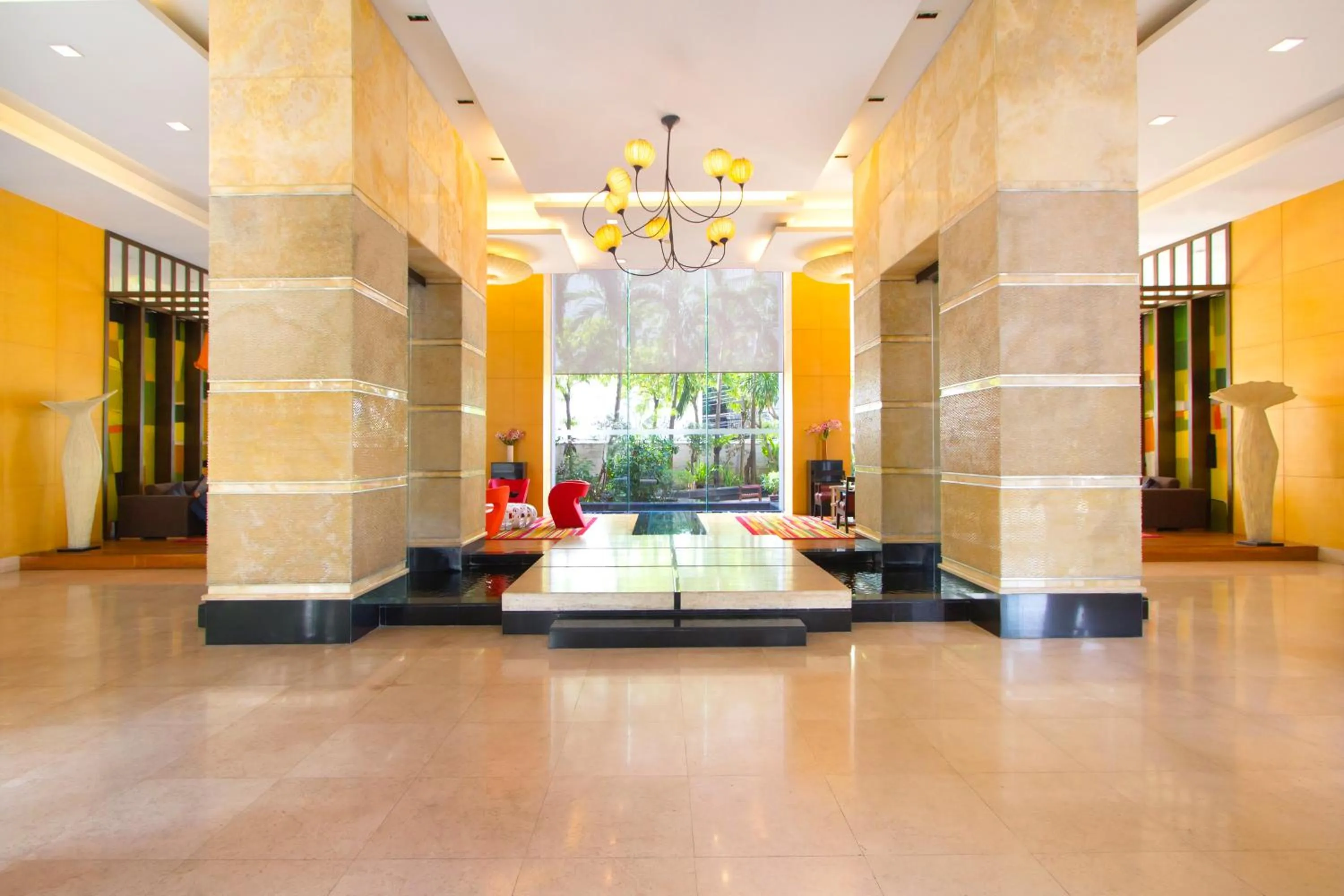 Lobby or reception in Urbana Langsuan Hotel