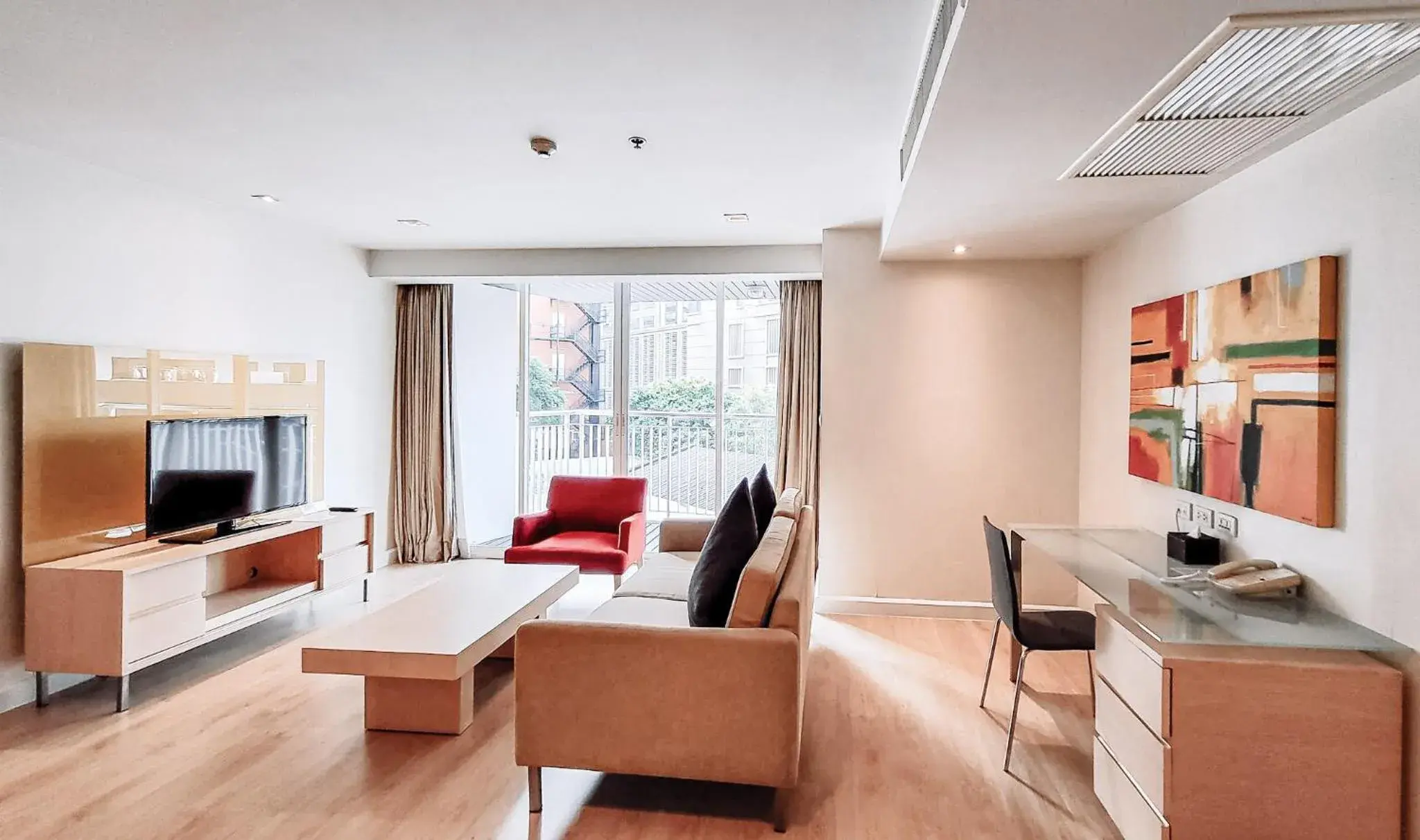 One-Bedroom Apartment in Urbana Langsuan Hotel One-Bedroom Apartment in Urbana Langsuan Hotel