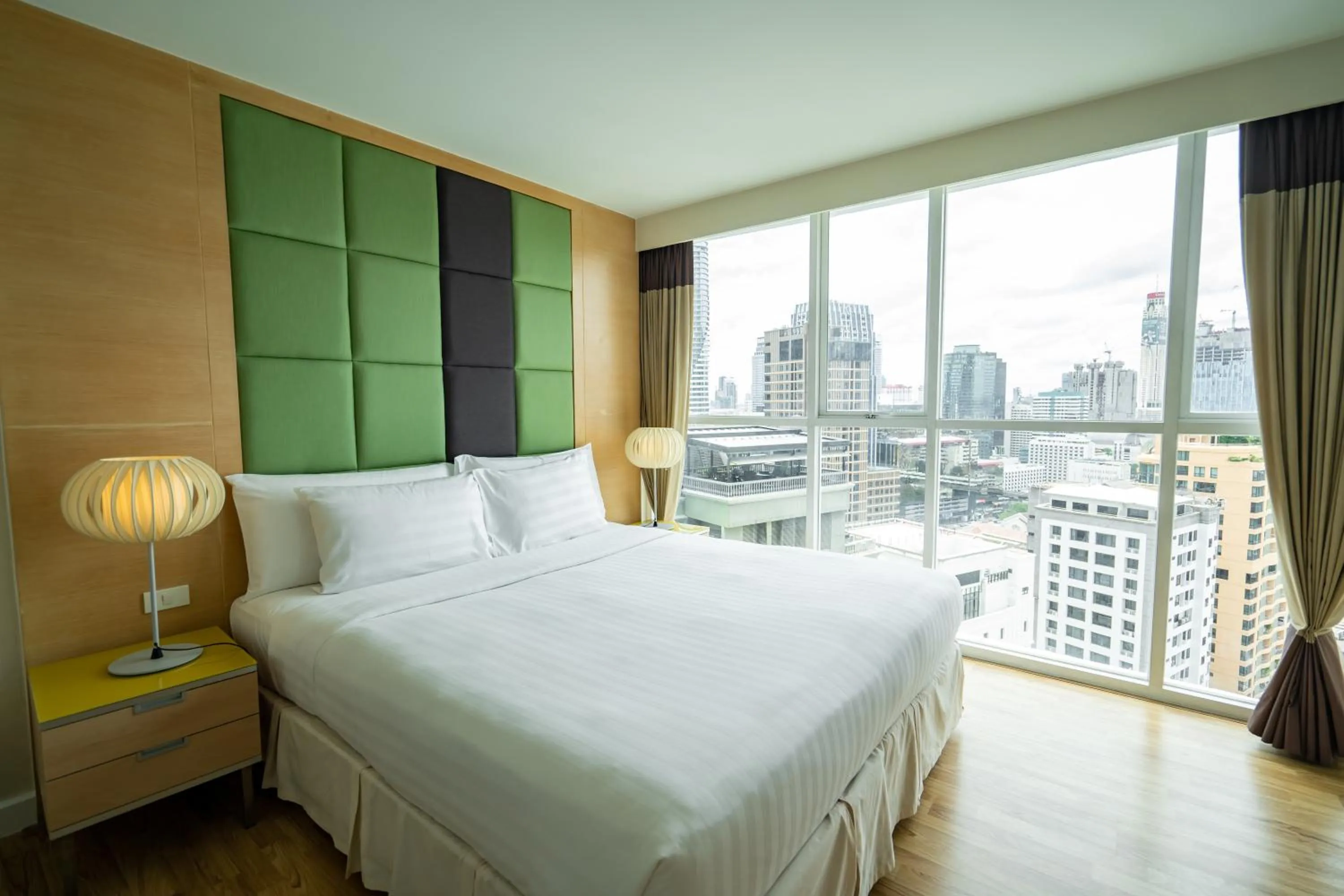 Bed in Urbana Langsuan Hotel