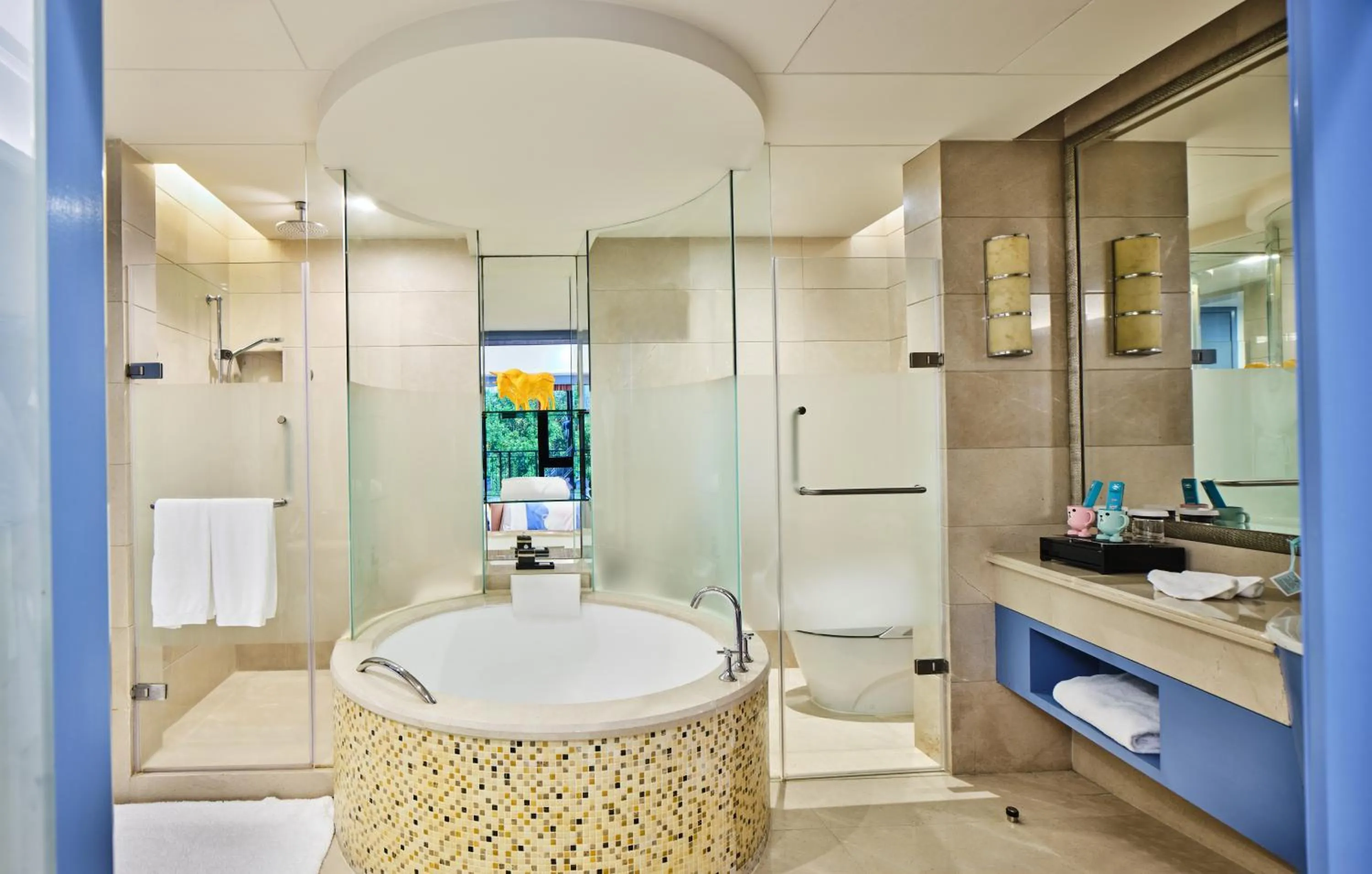 Bathroom in InterContinental Shenzhen by IHG