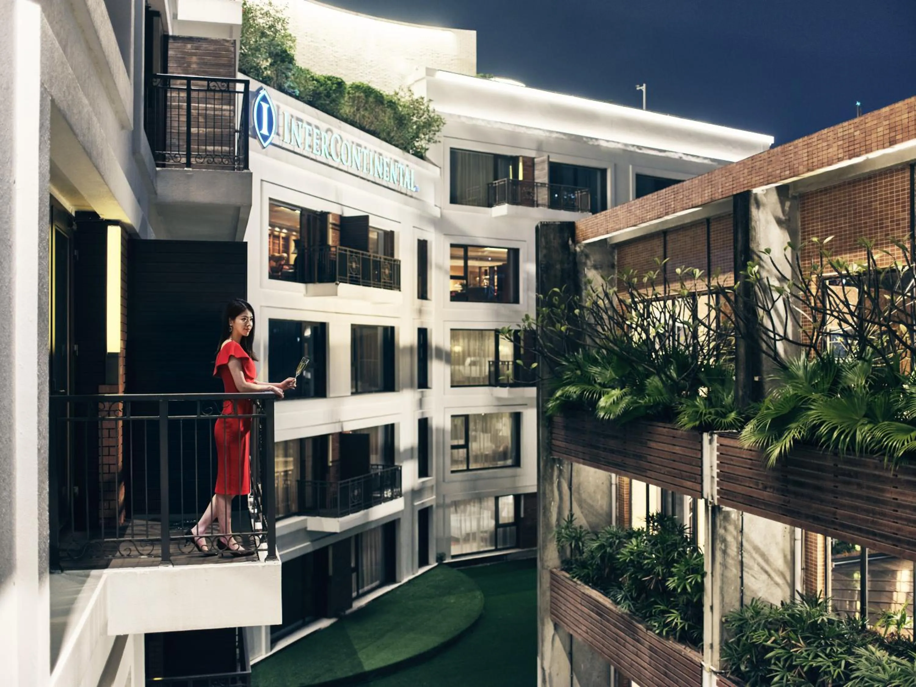 Photo of the whole room in InterContinental Shenzhen by IHG