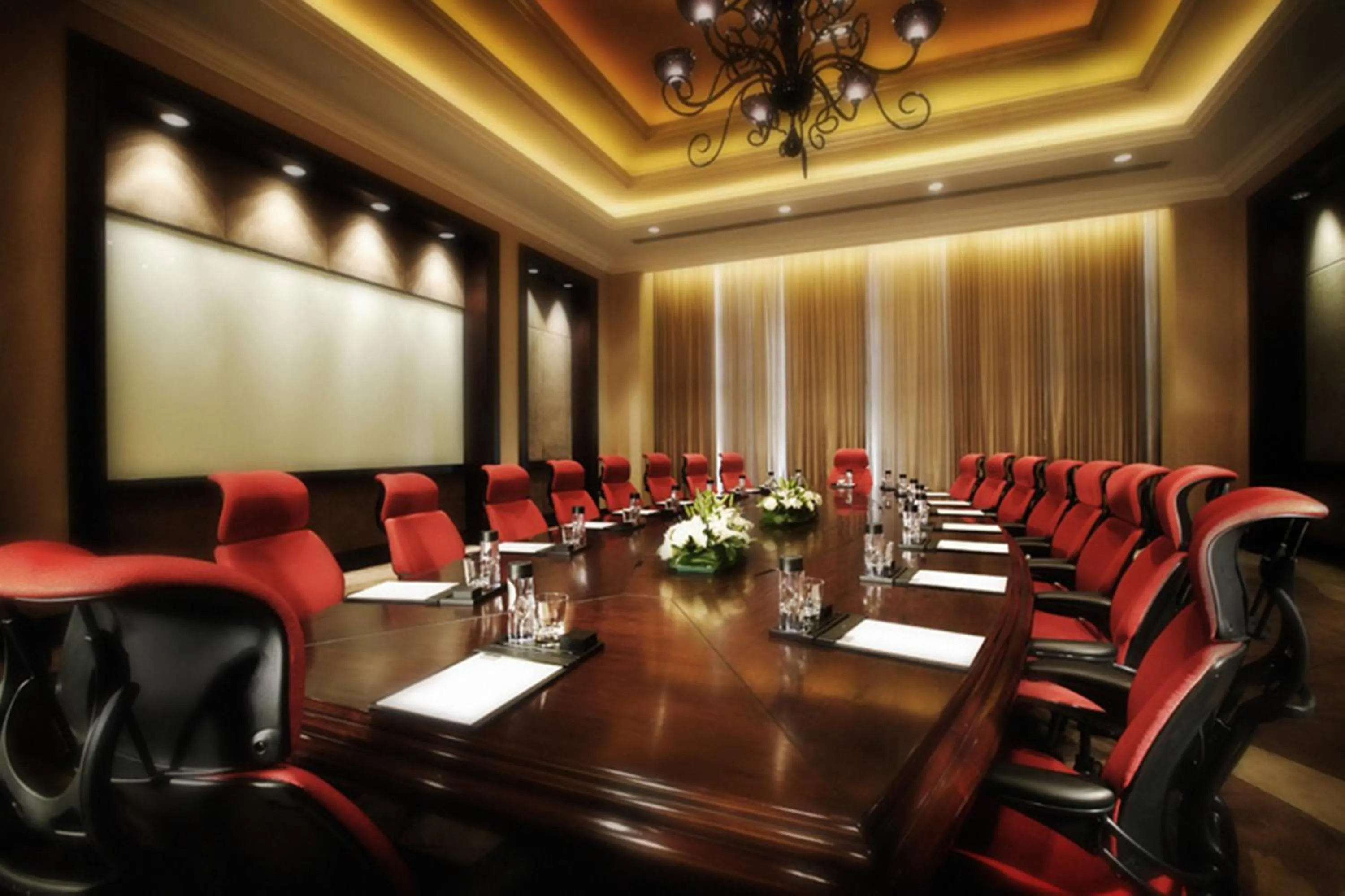 Meeting/conference room in InterContinental Shenzhen by IHG
