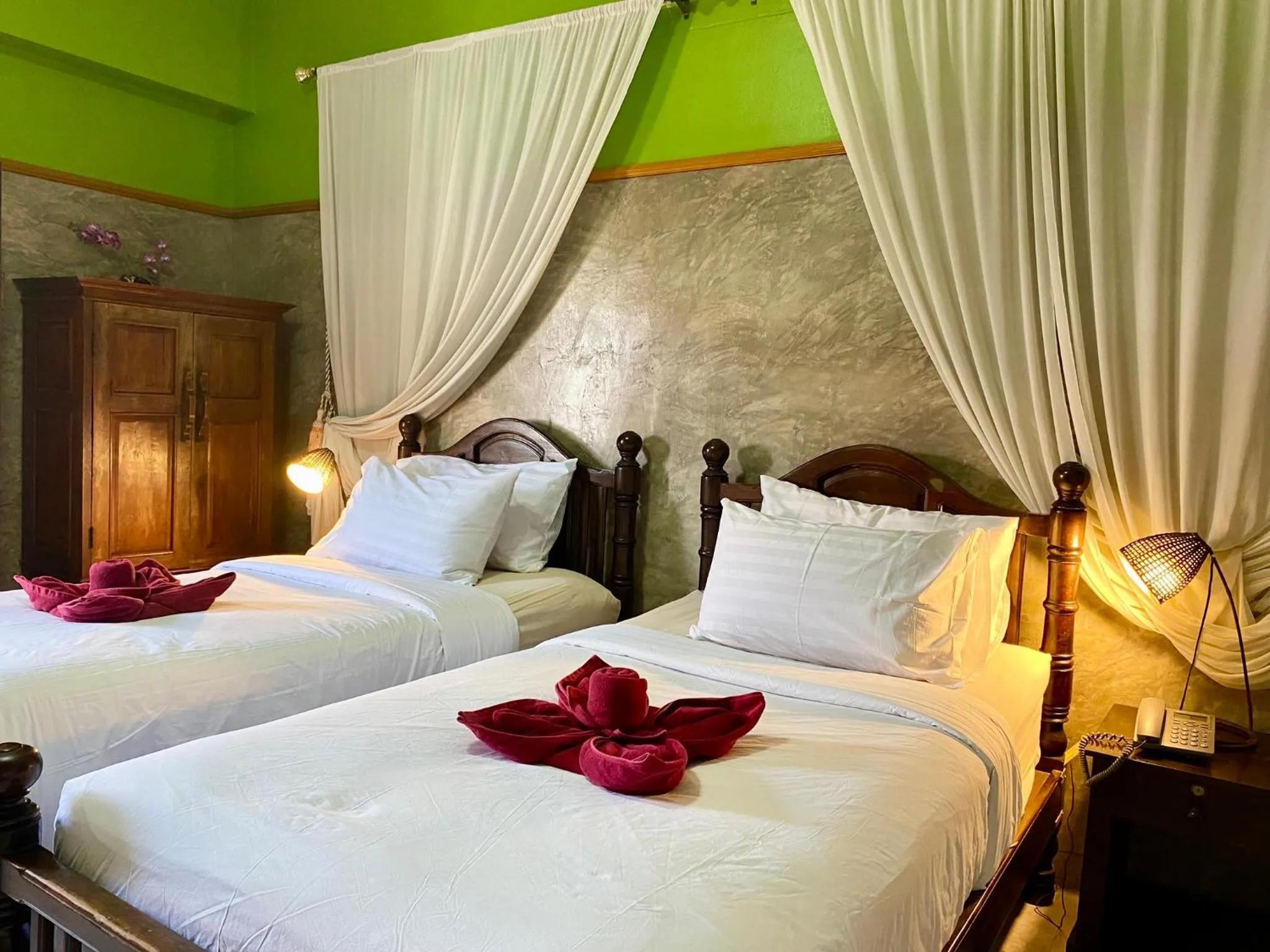 Photo of the whole room, Bed in Awana House