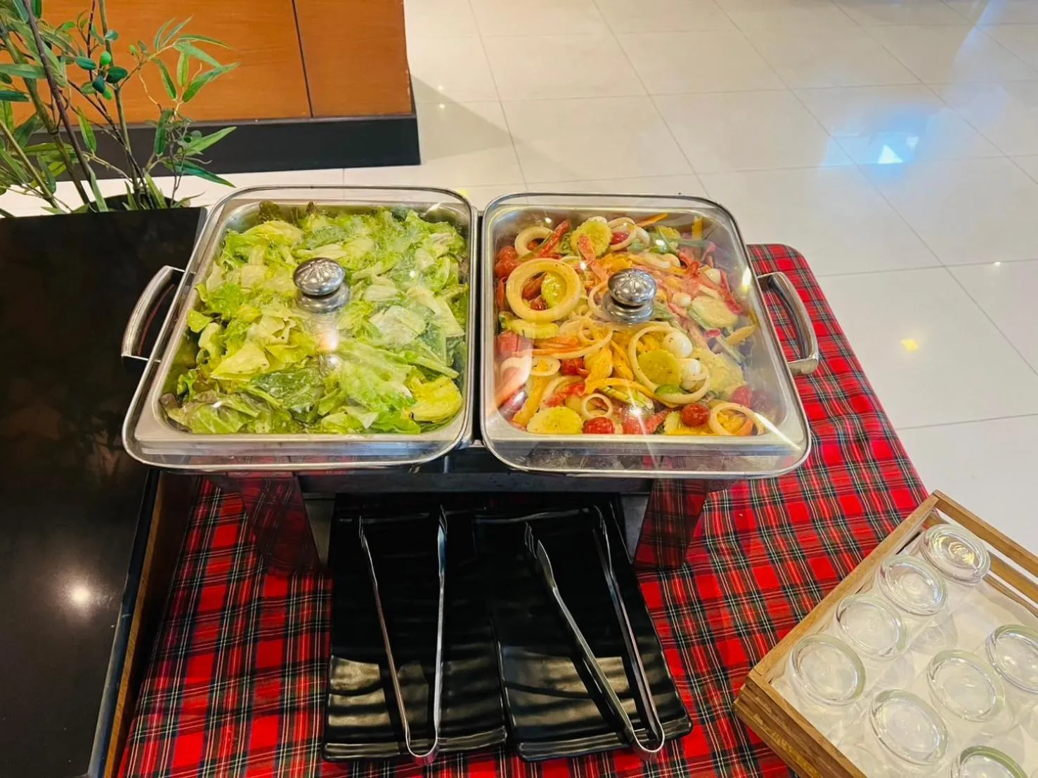 Buffet breakfast in Baramee Resortel