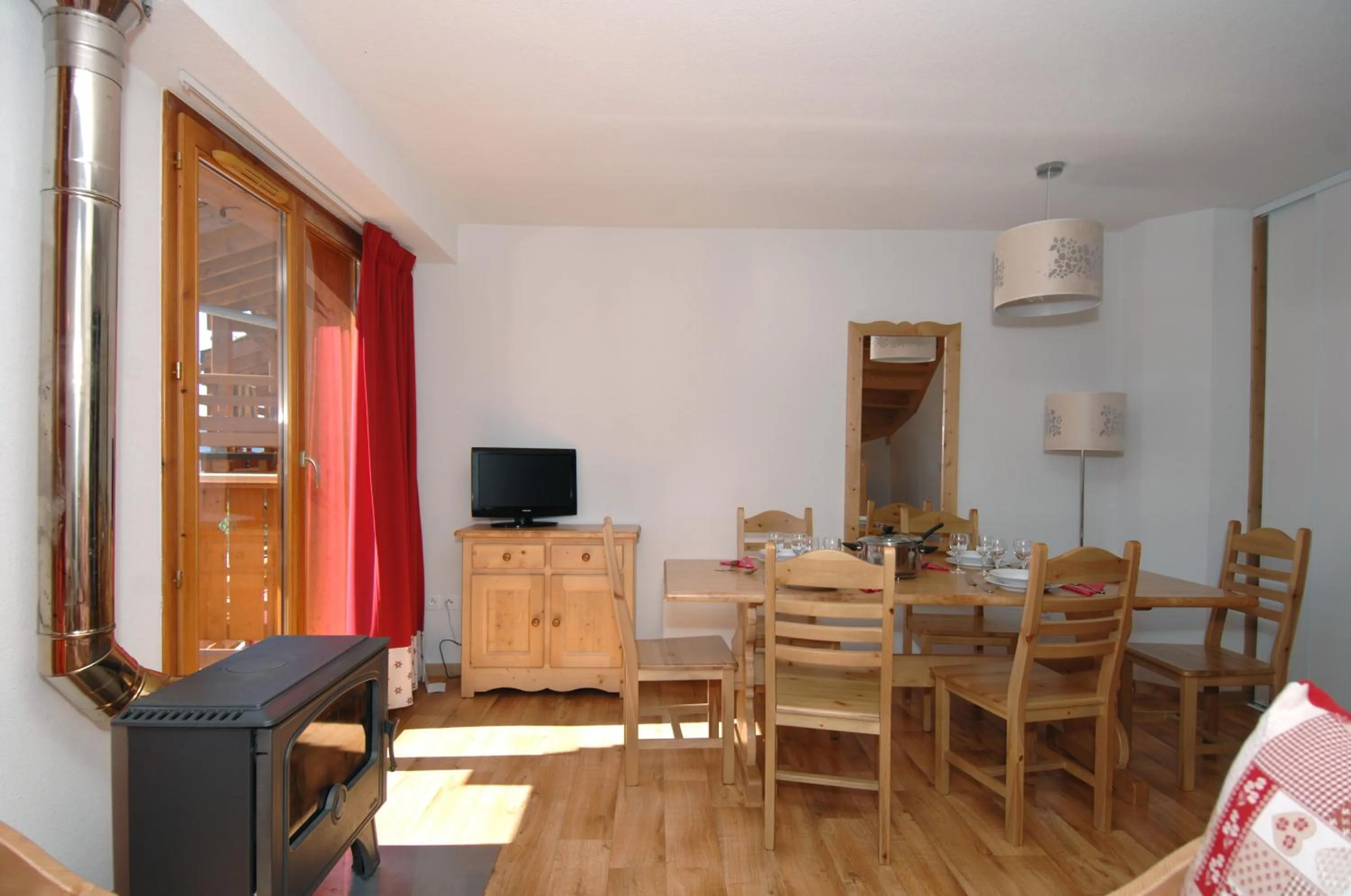 Dining area in Résidence Odalys Le Grand Panorama 1