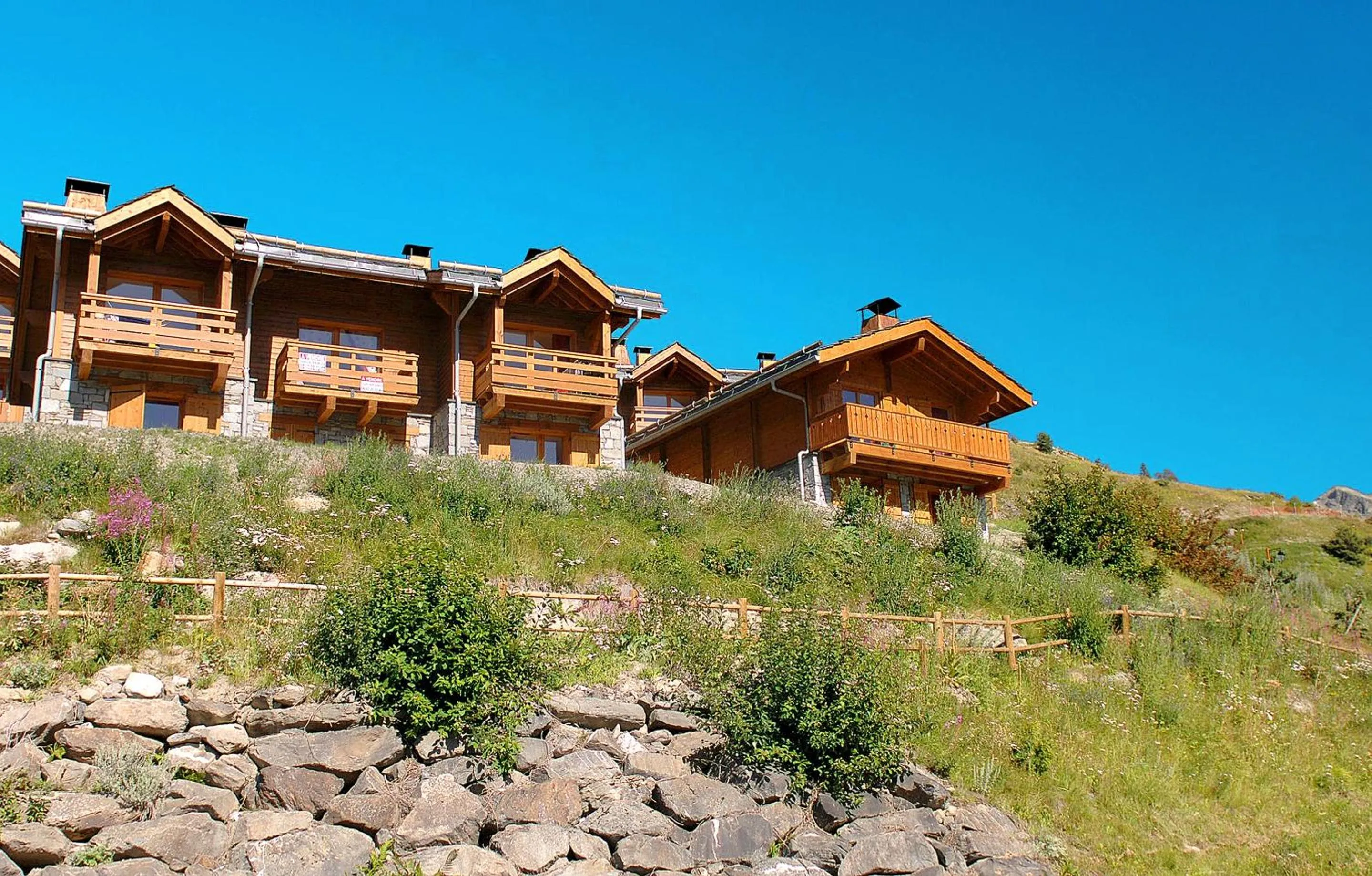 Property building in Résidence Odalys Le Grand Panorama 1