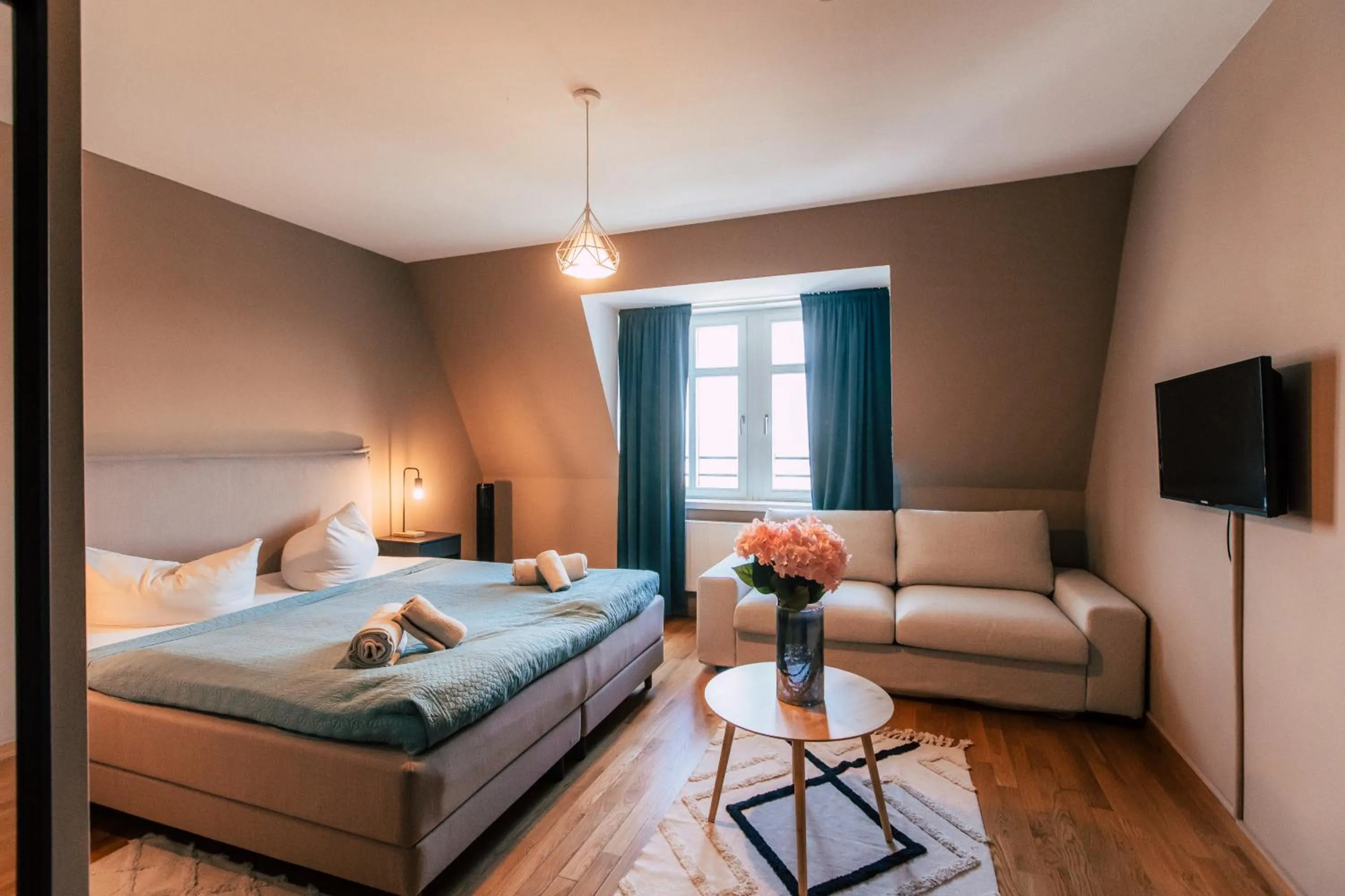 Bed in Luga Homes - Stadthaus