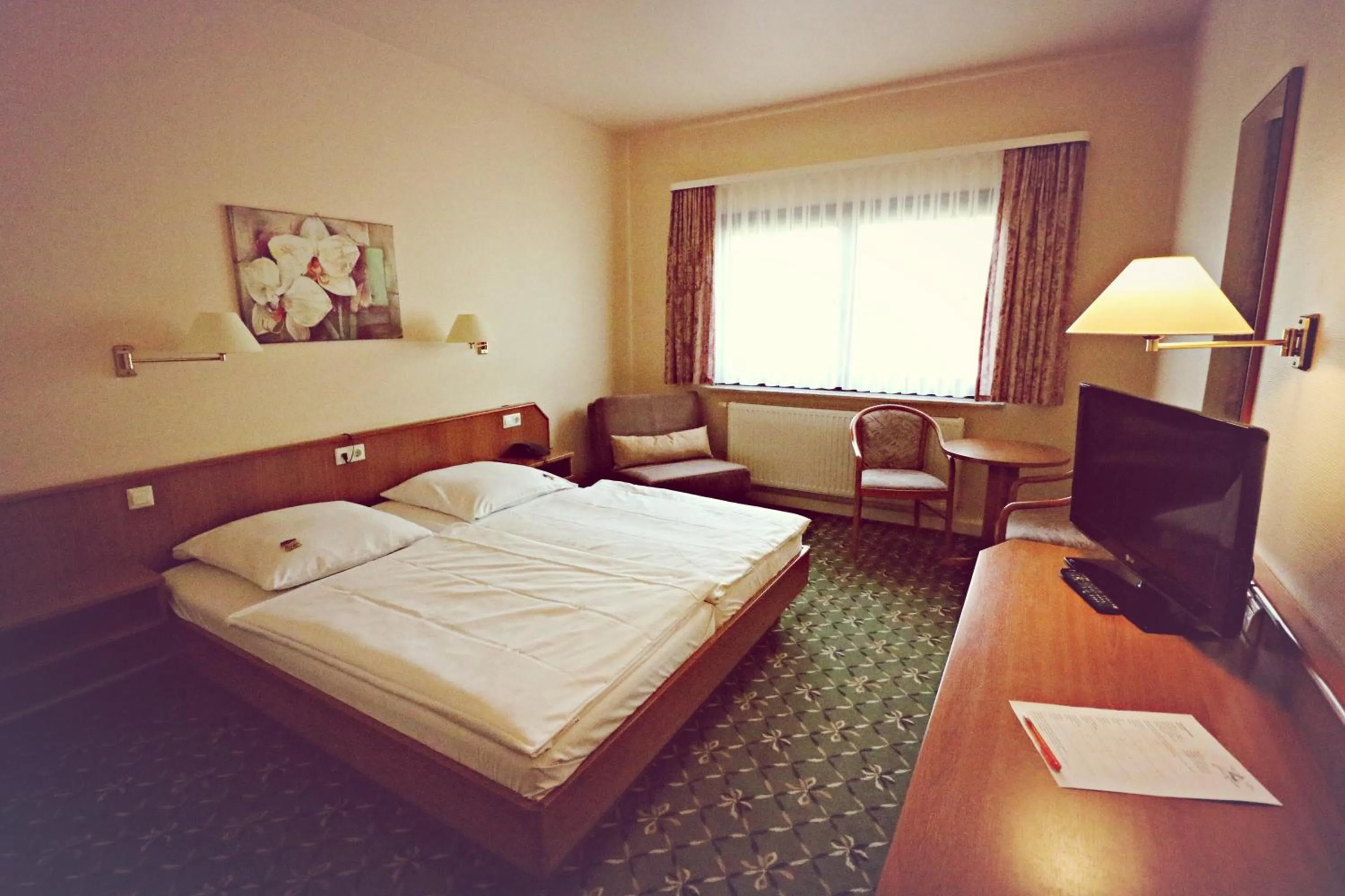 TV and multimedia, Bed in Landhotel Krausnick