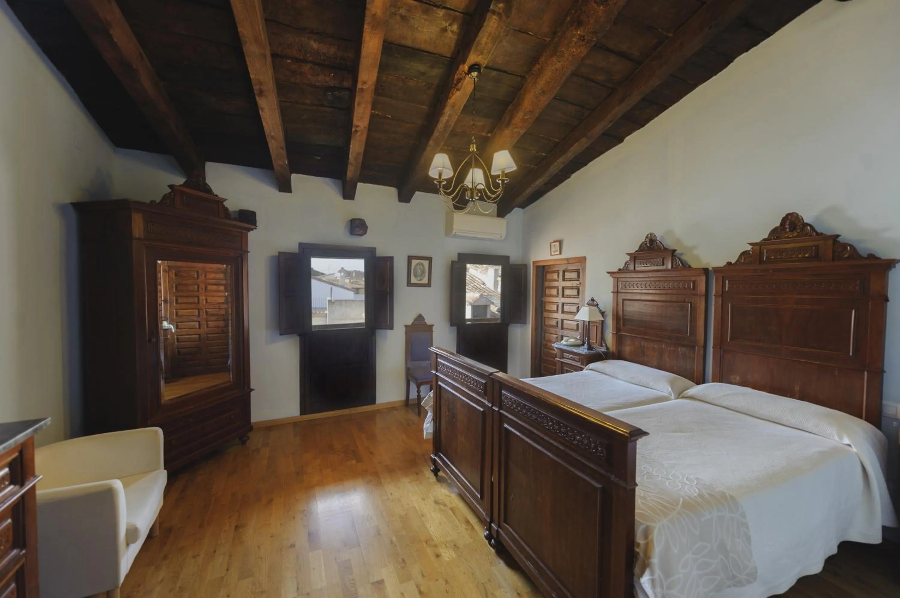 Photo of the whole room, Bed in Hotel Los Leones - Adults Only