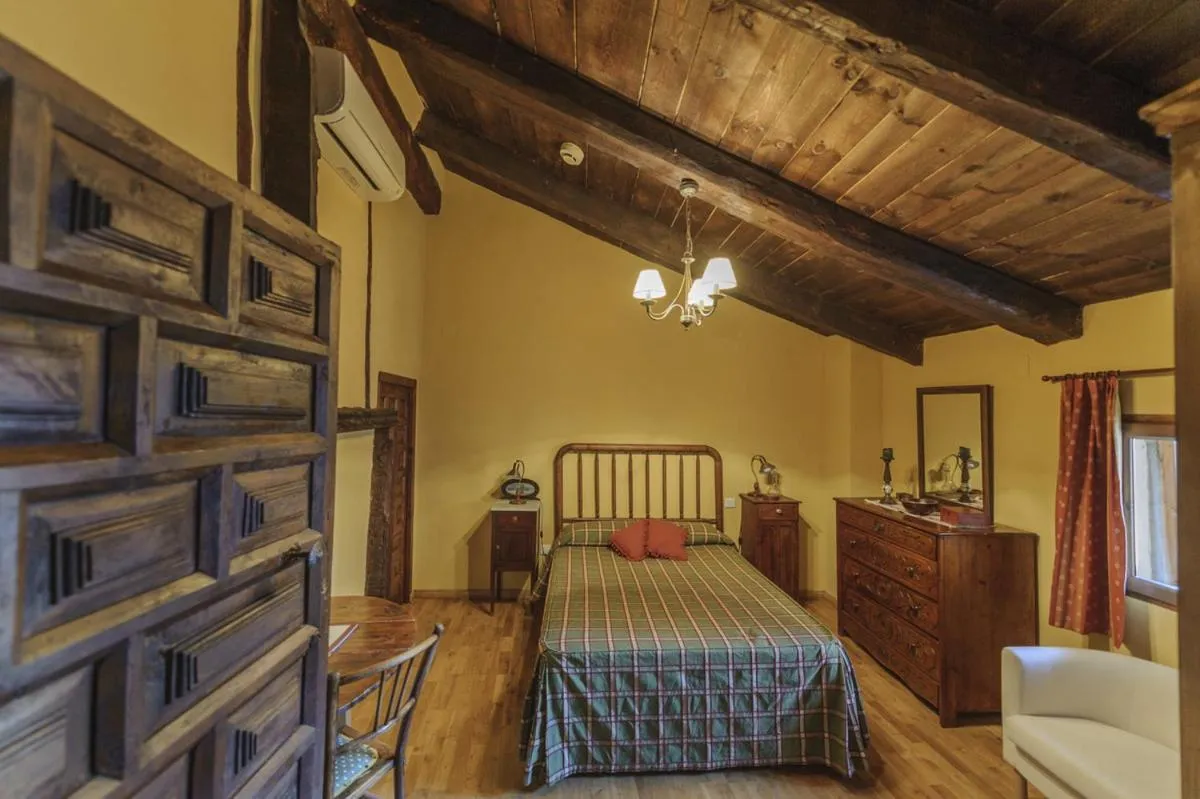 Bed in Hotel Los Leones - Adults Only